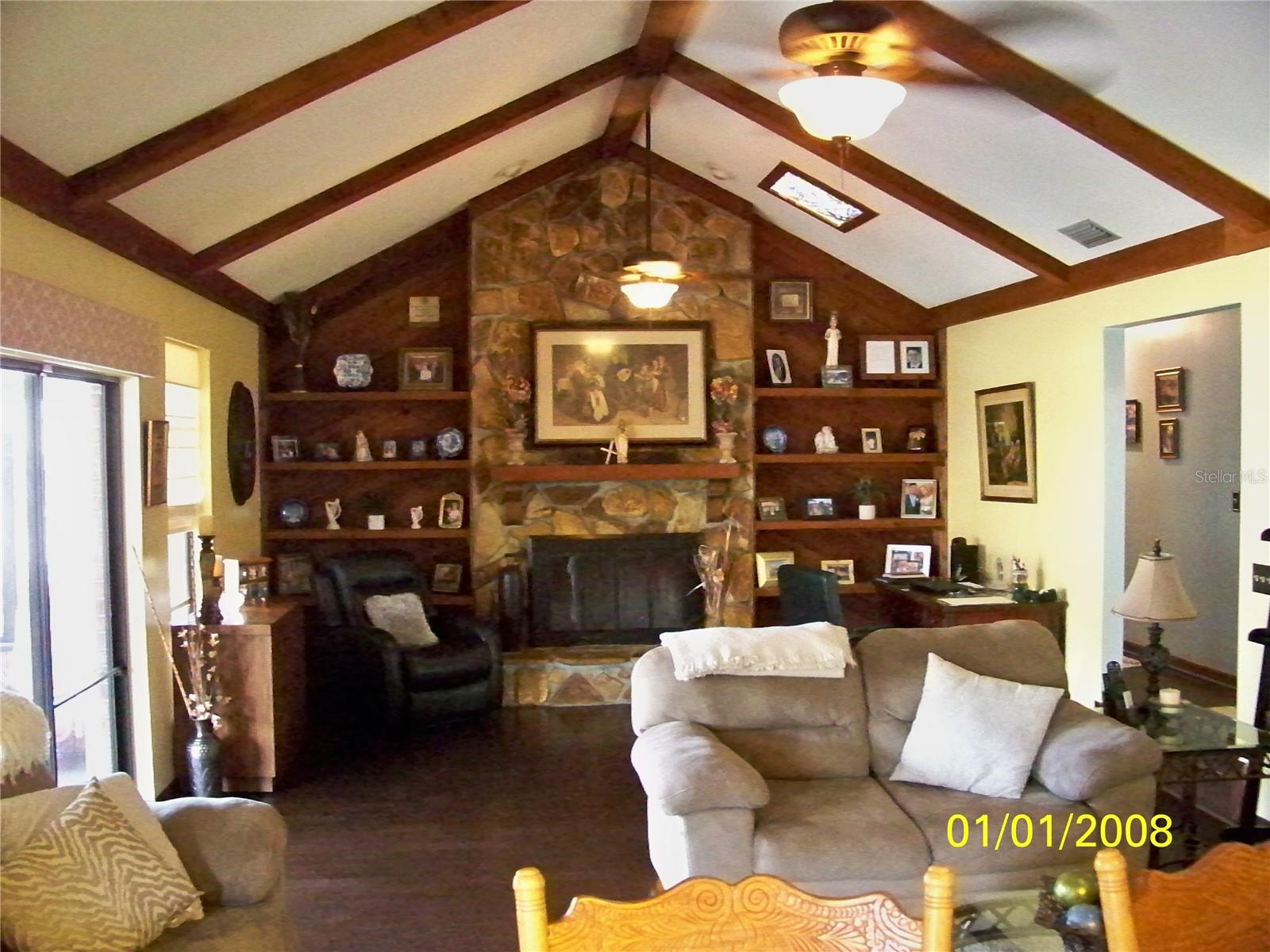2209 WILDWOOD HOLLOW DR