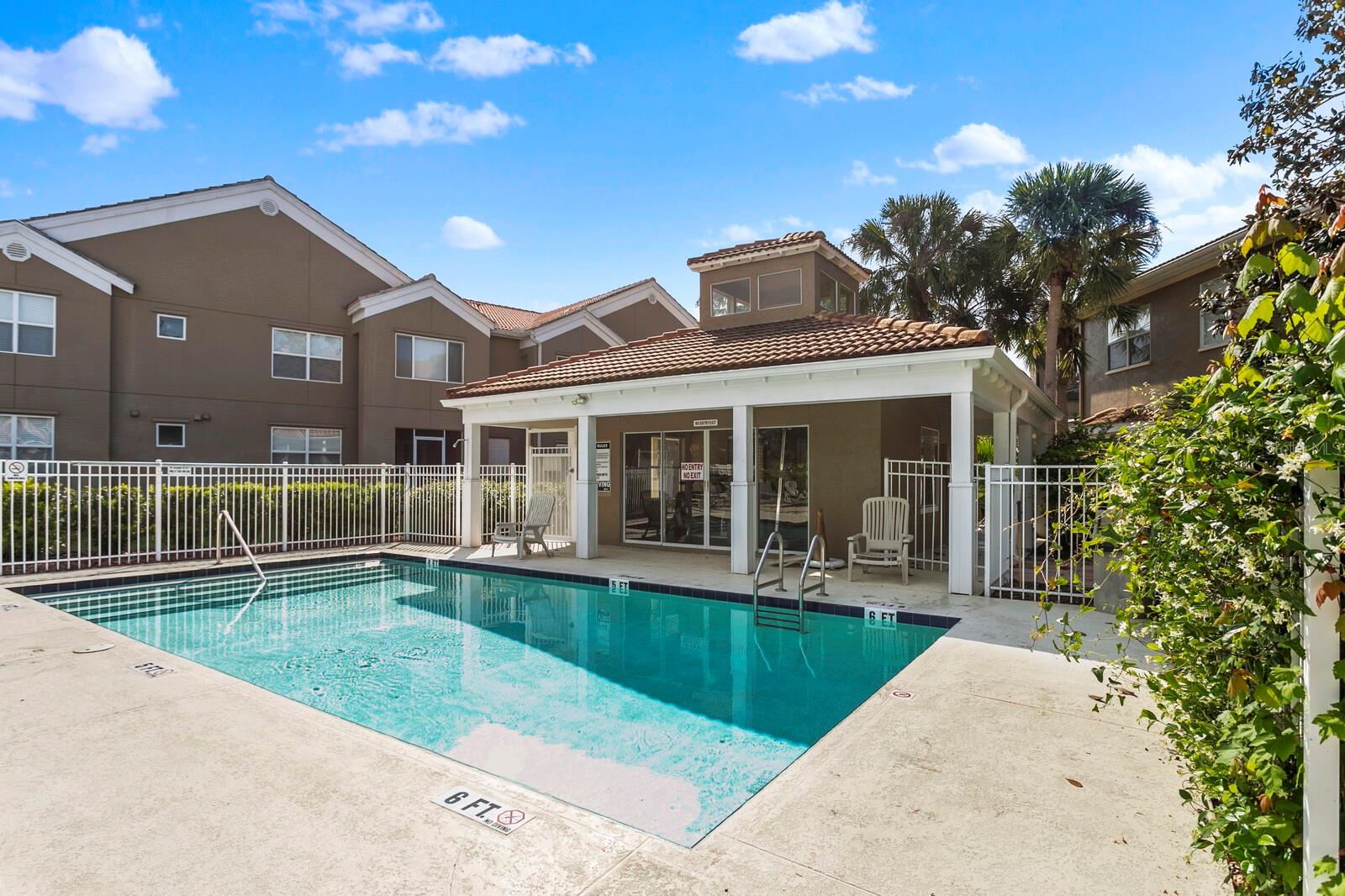 15215 AMBERLY DR #101