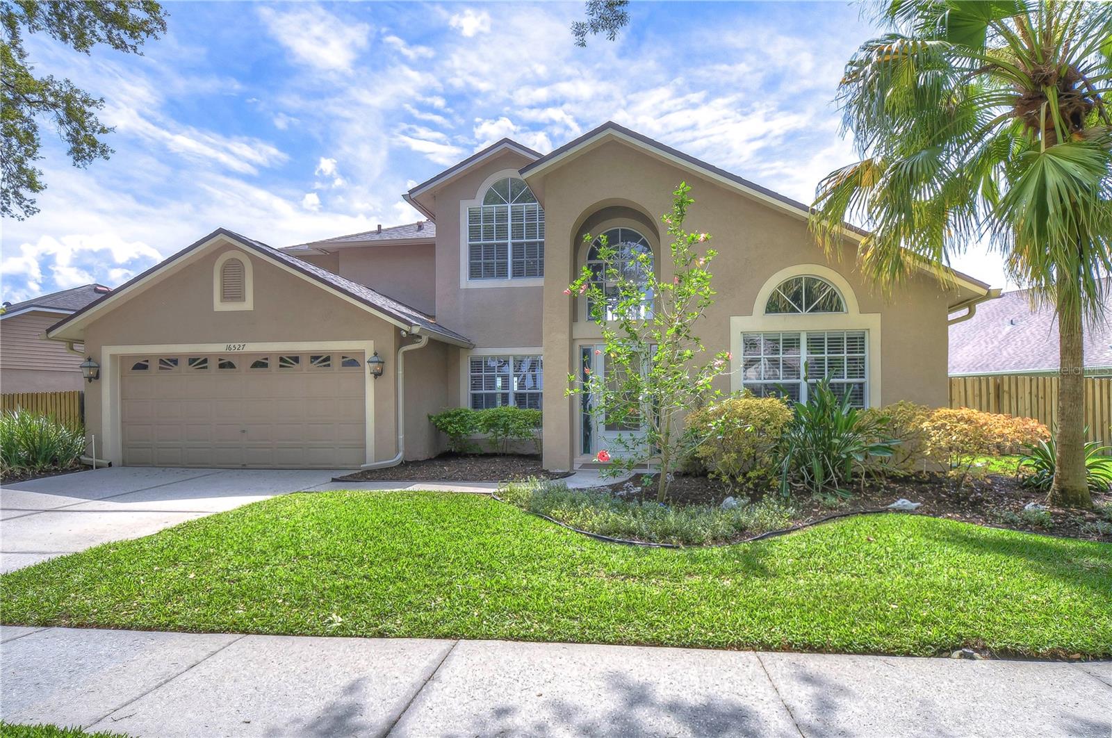 16527 LAKE HEATHER DR