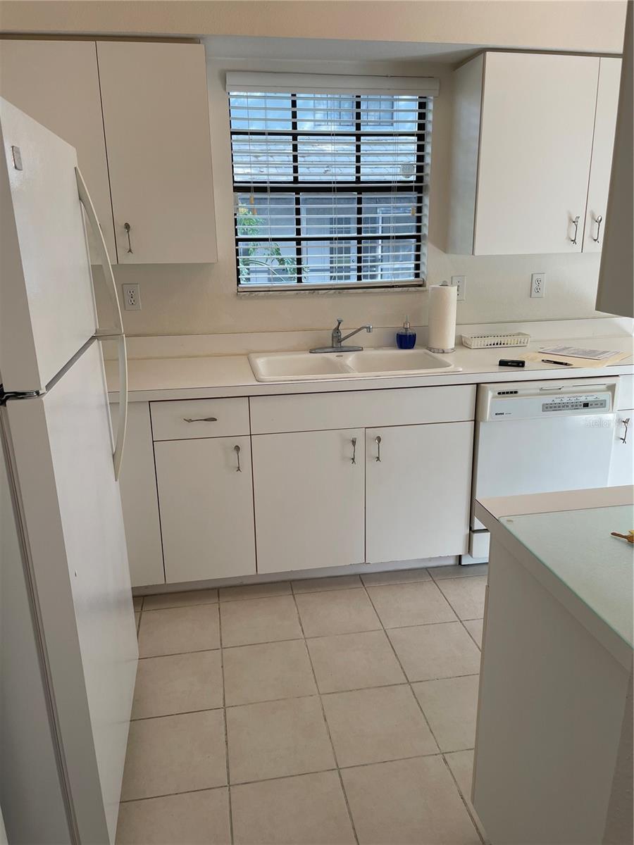 4166 BRENTWOOD PARK CIR