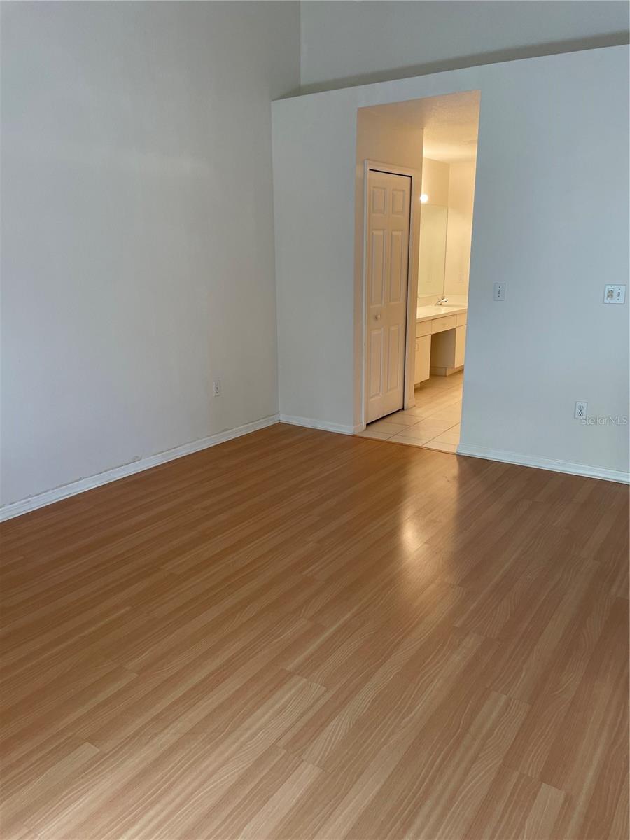 4166 BRENTWOOD PARK CIR