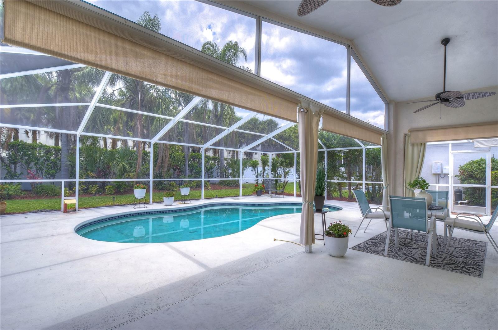 5601 TERRAIN DE GOLF DR