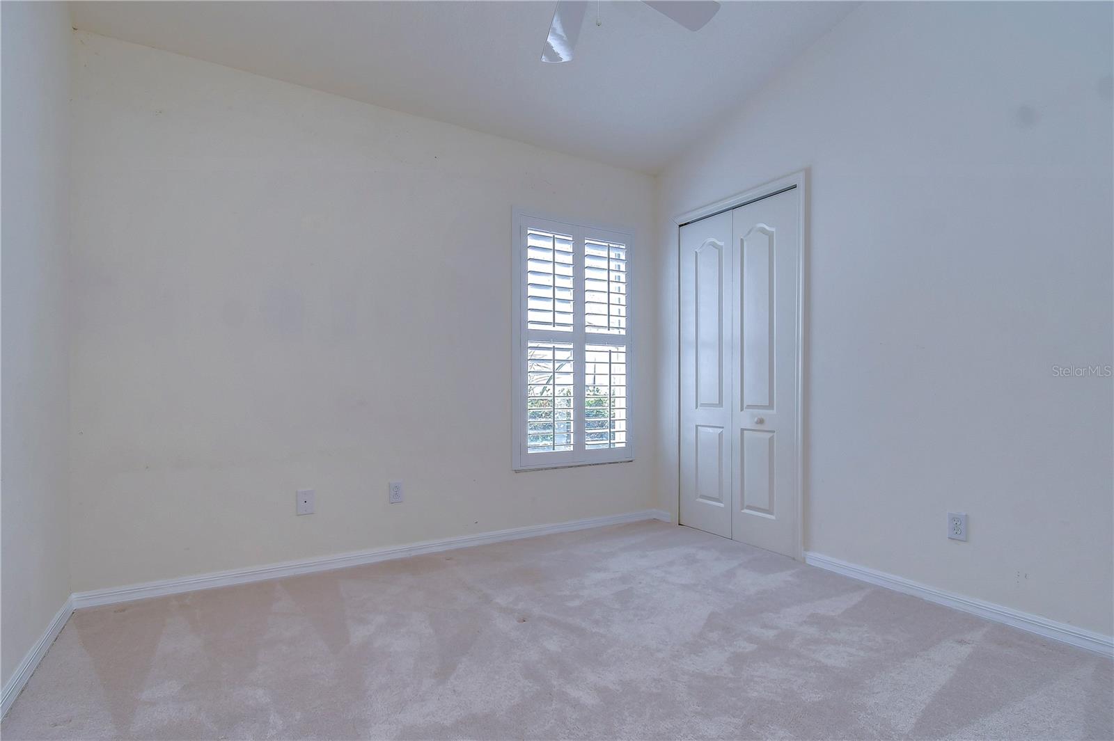 5601 TERRAIN DE GOLF DR