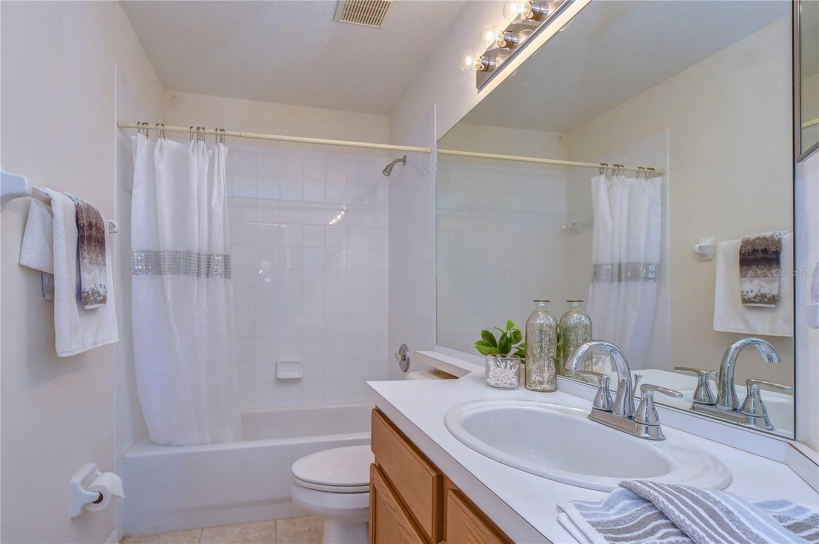 5601 TERRAIN DE GOLF DR