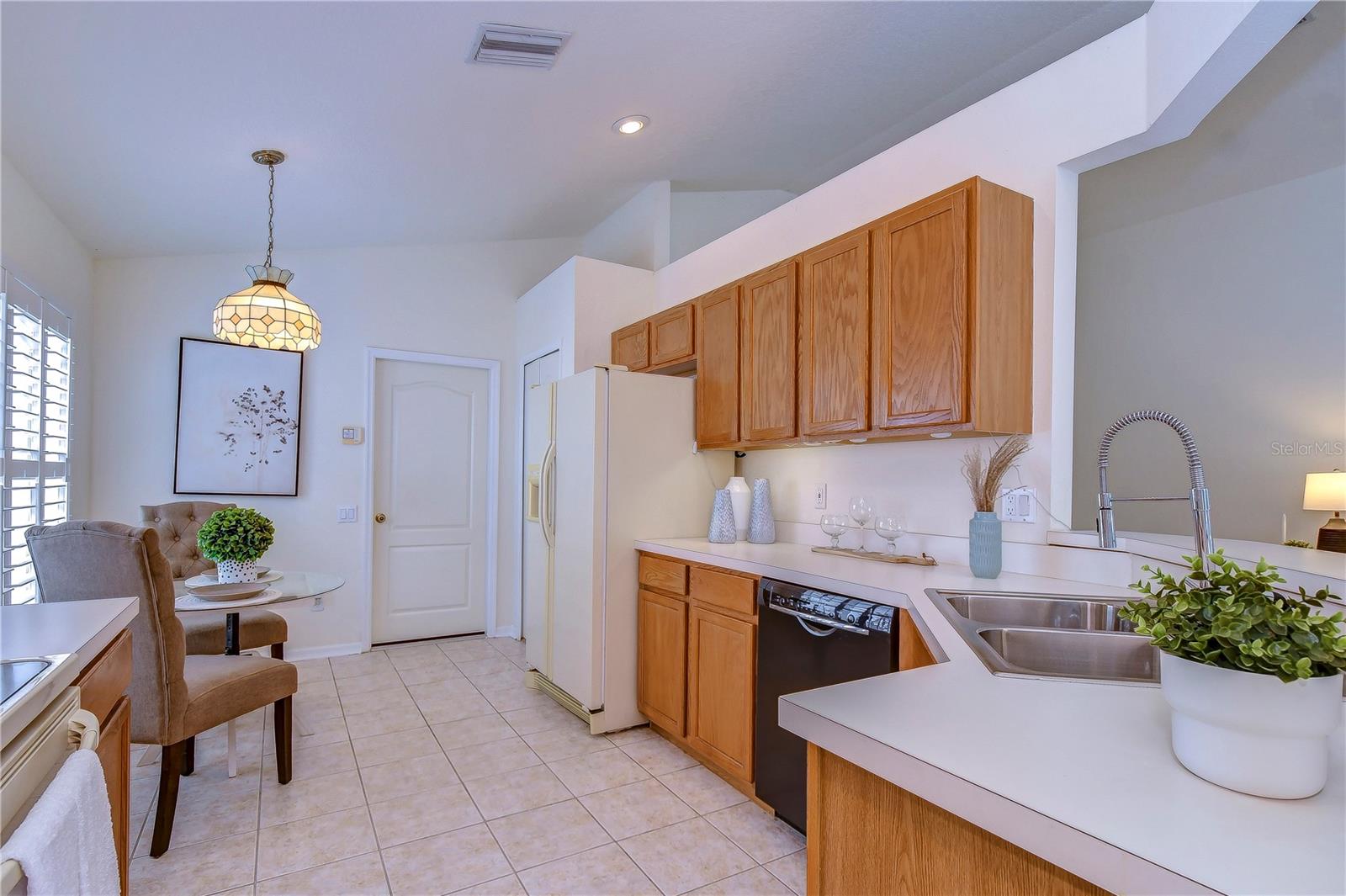 5601 TERRAIN DE GOLF DR