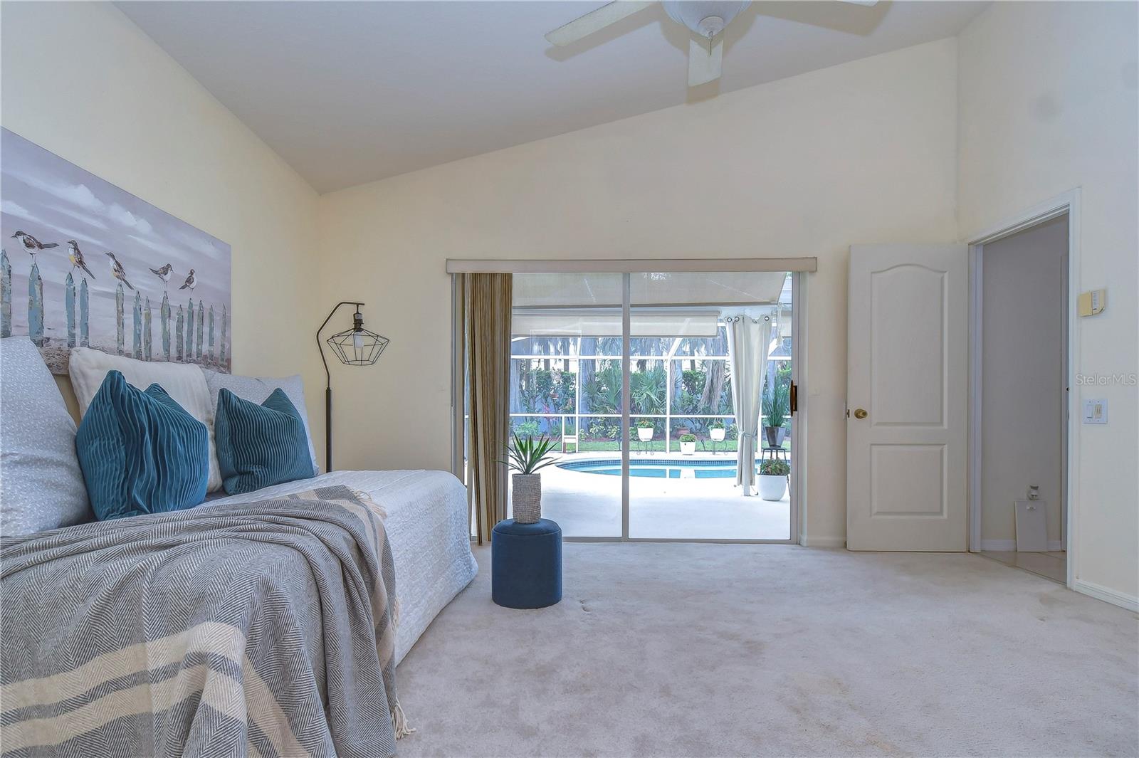 5601 TERRAIN DE GOLF DR