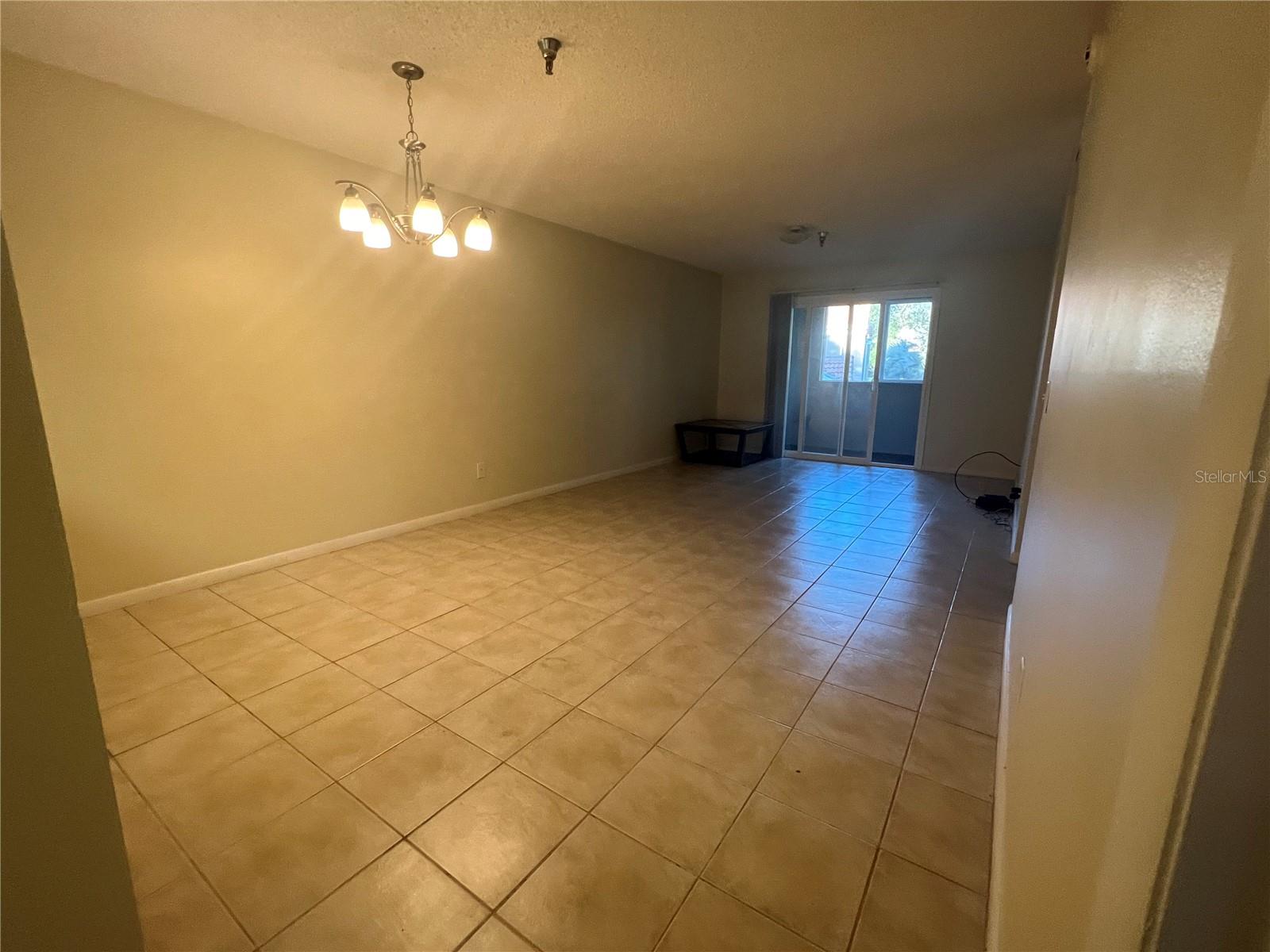 15215 AMBERLY DR #205