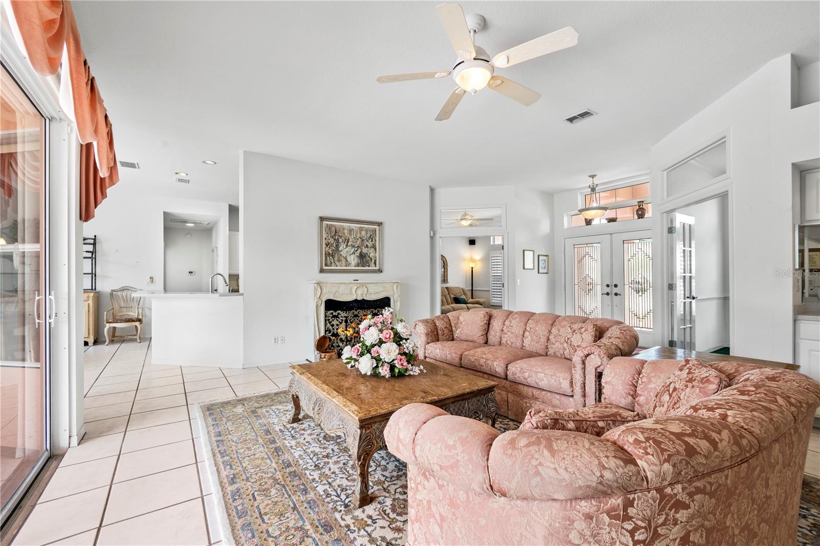 2228 PLATINUM DR