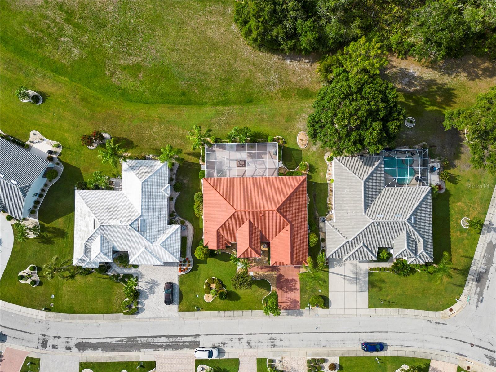 2228 PLATINUM DR