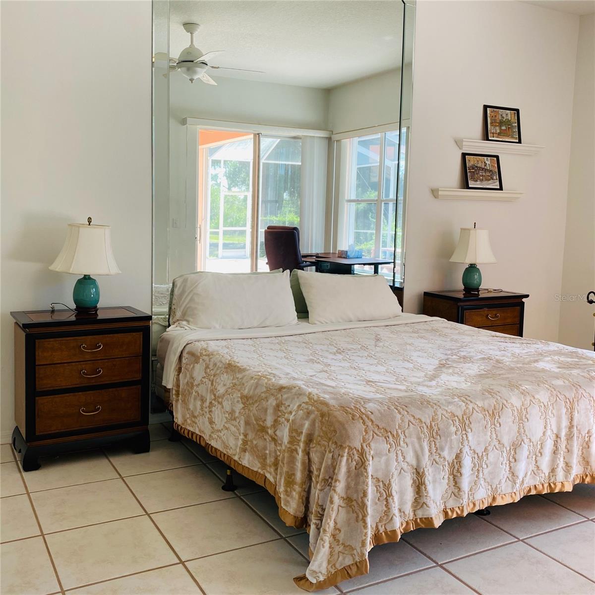 2228 PLATINUM DR