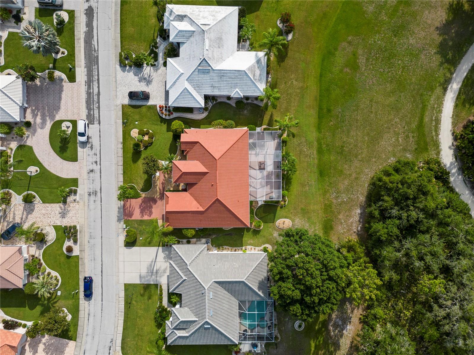 2228 PLATINUM DR