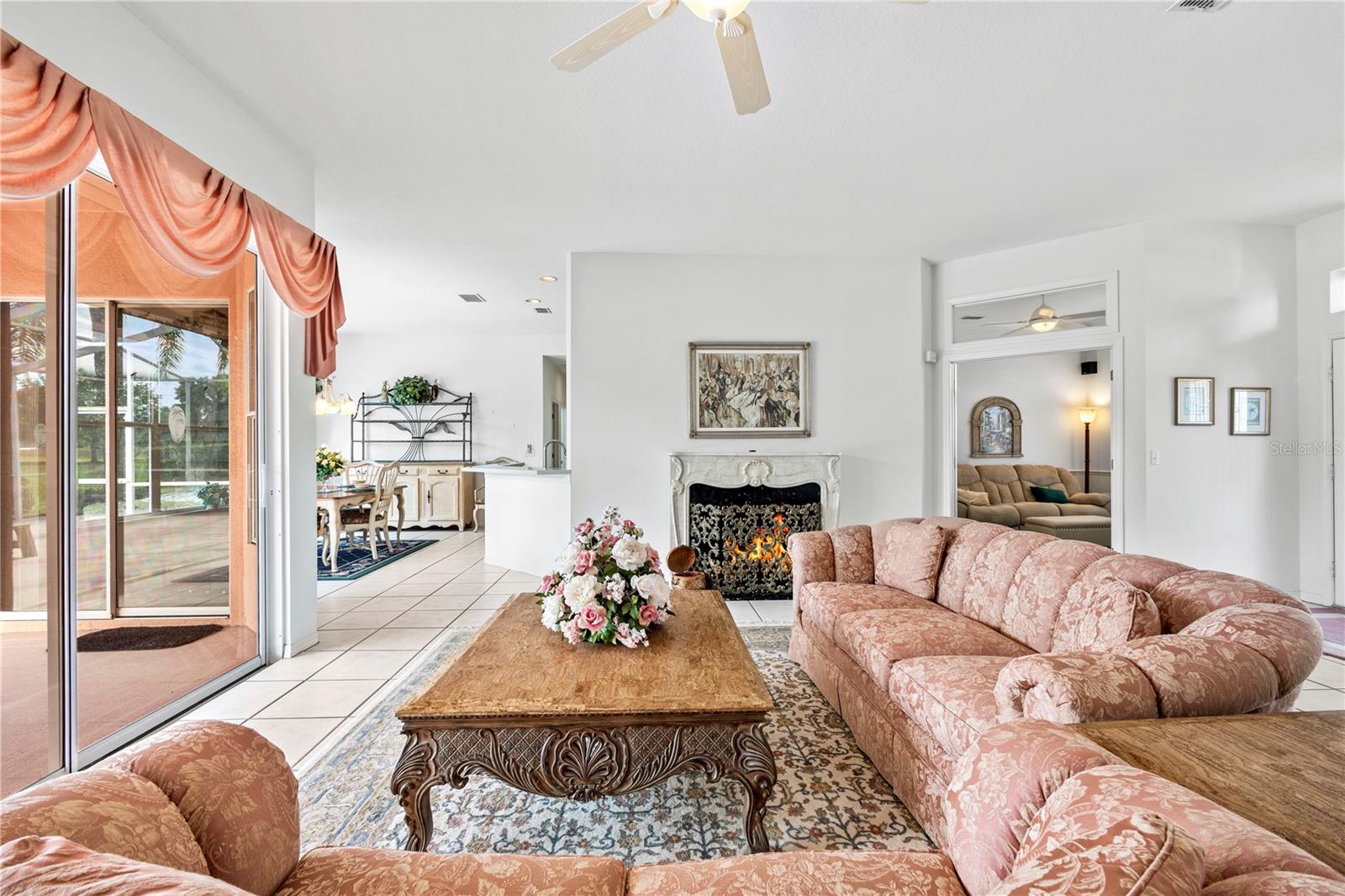 2228 PLATINUM DR