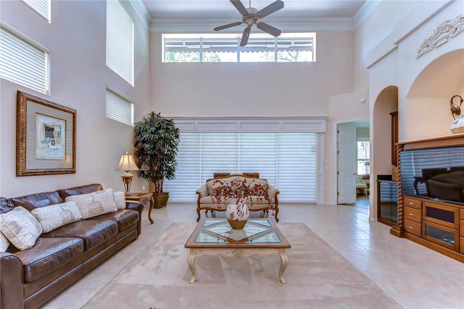4387 CALIQUEN DR