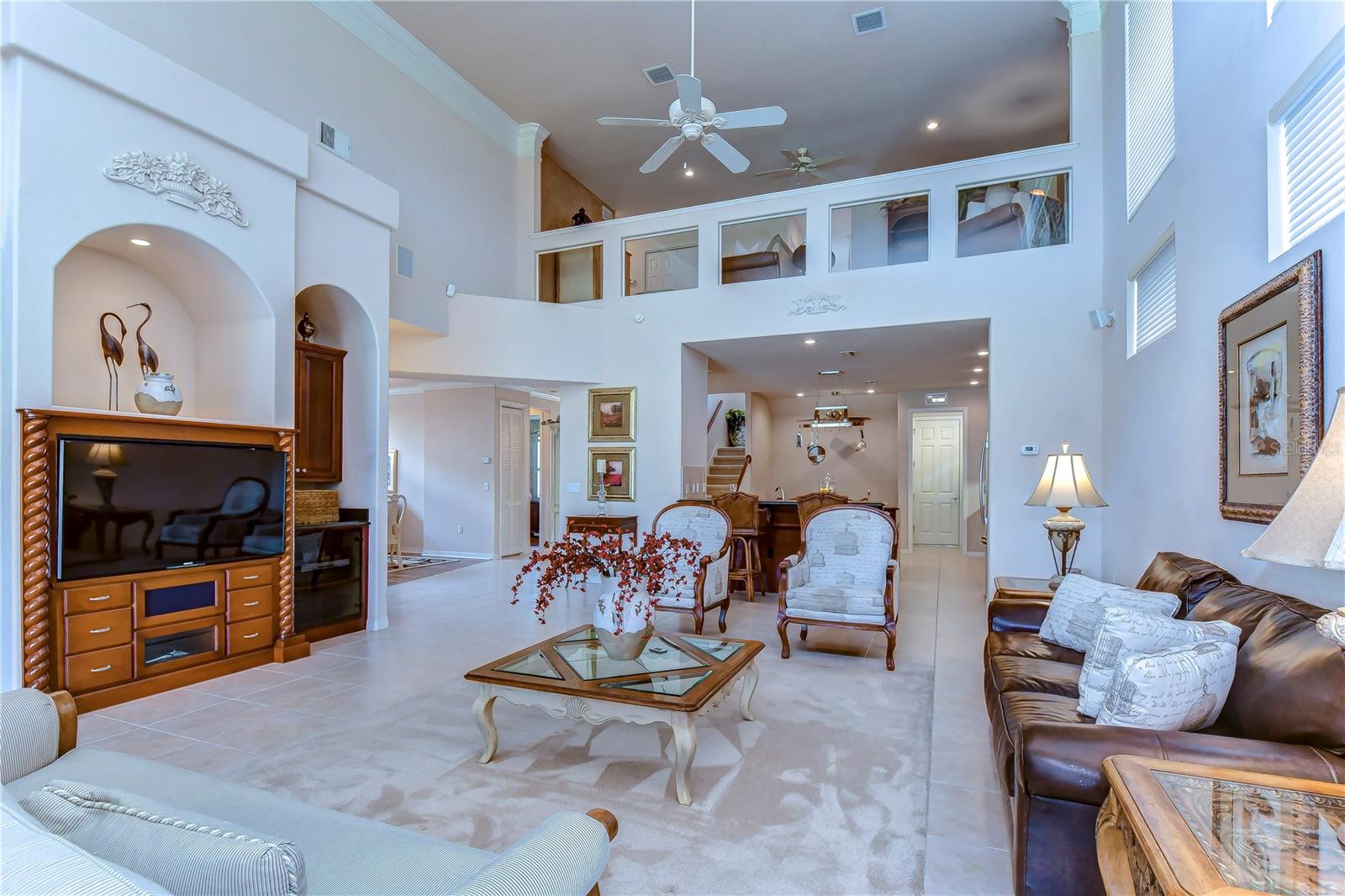 4387 CALIQUEN DR
