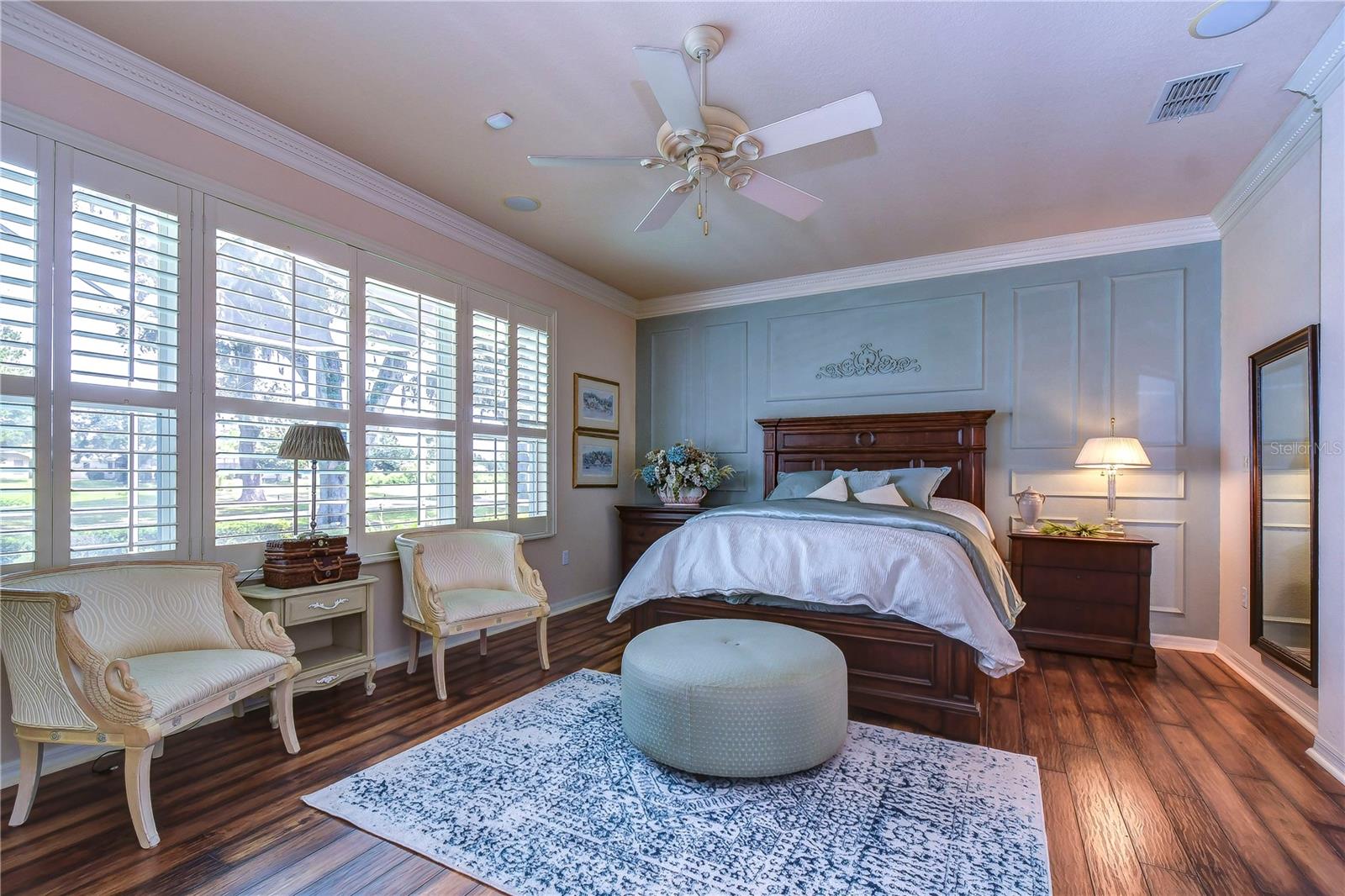 4387 CALIQUEN DR