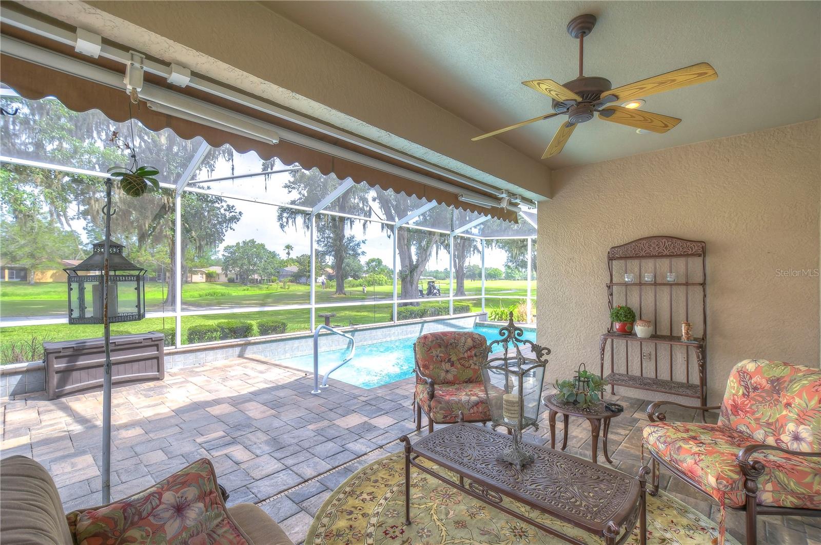 4387 CALIQUEN DR