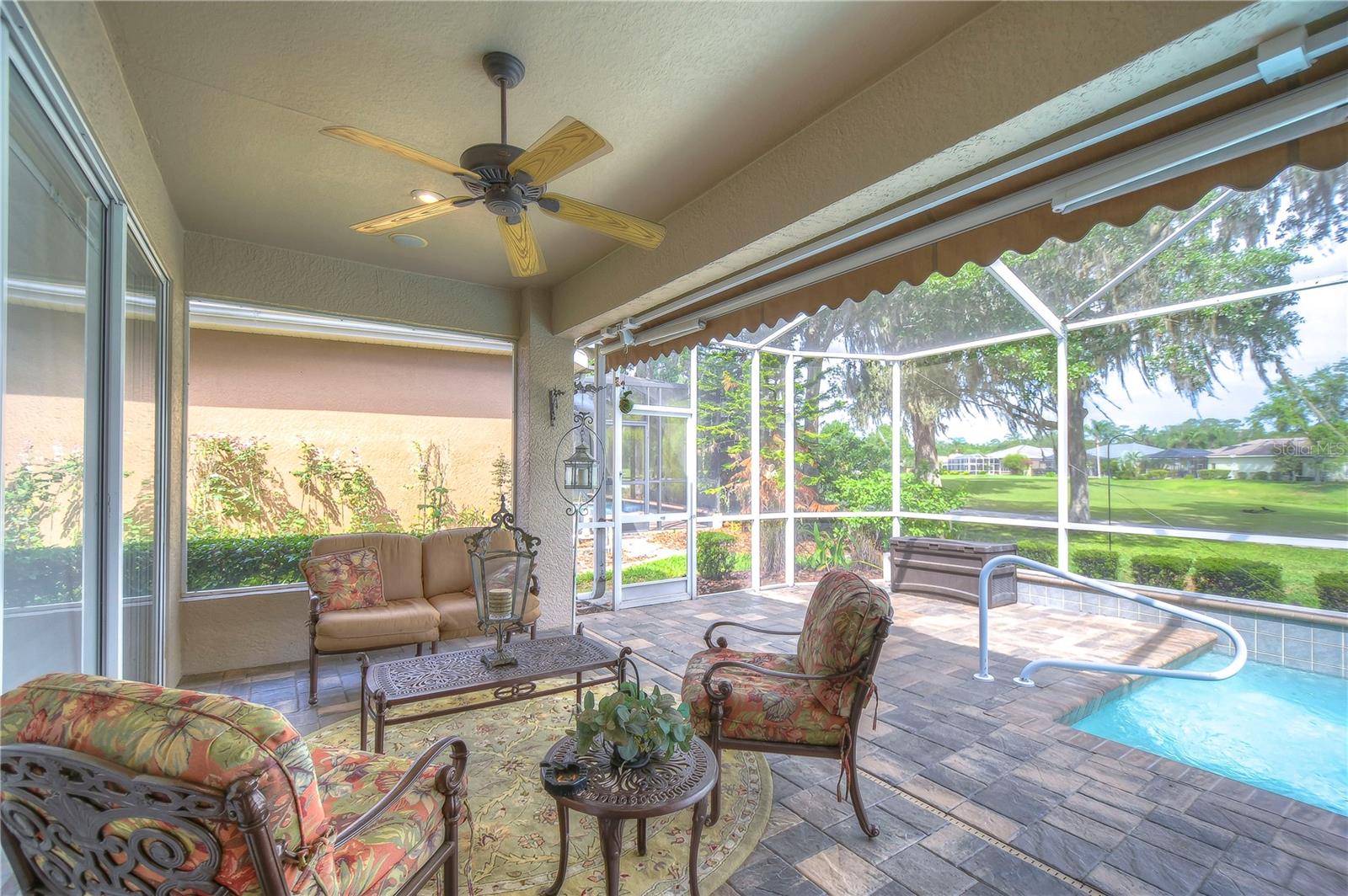 4387 CALIQUEN DR