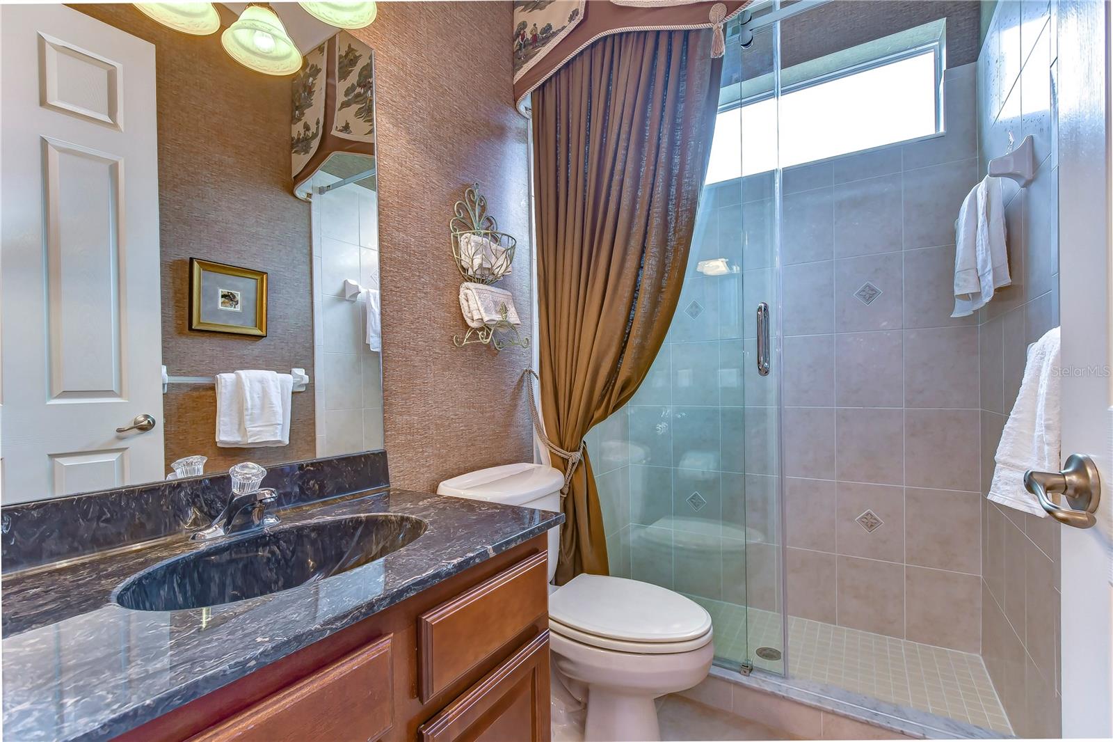 4387 CALIQUEN DR