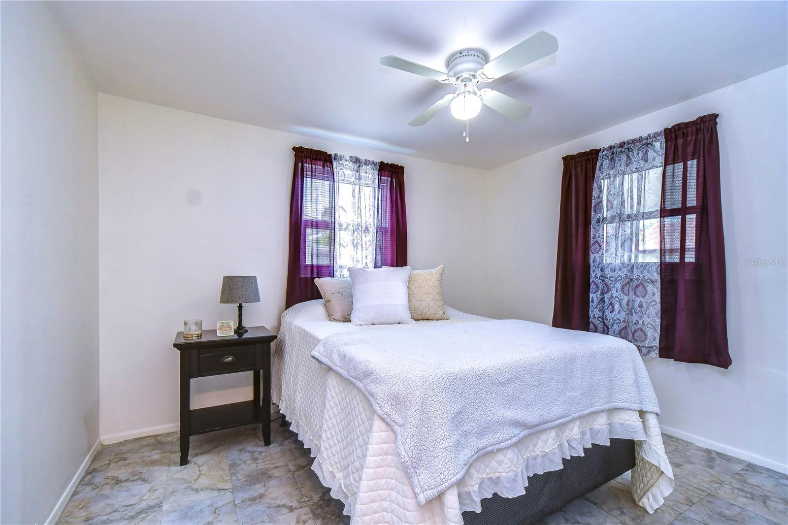 1138 CLASSIC DR