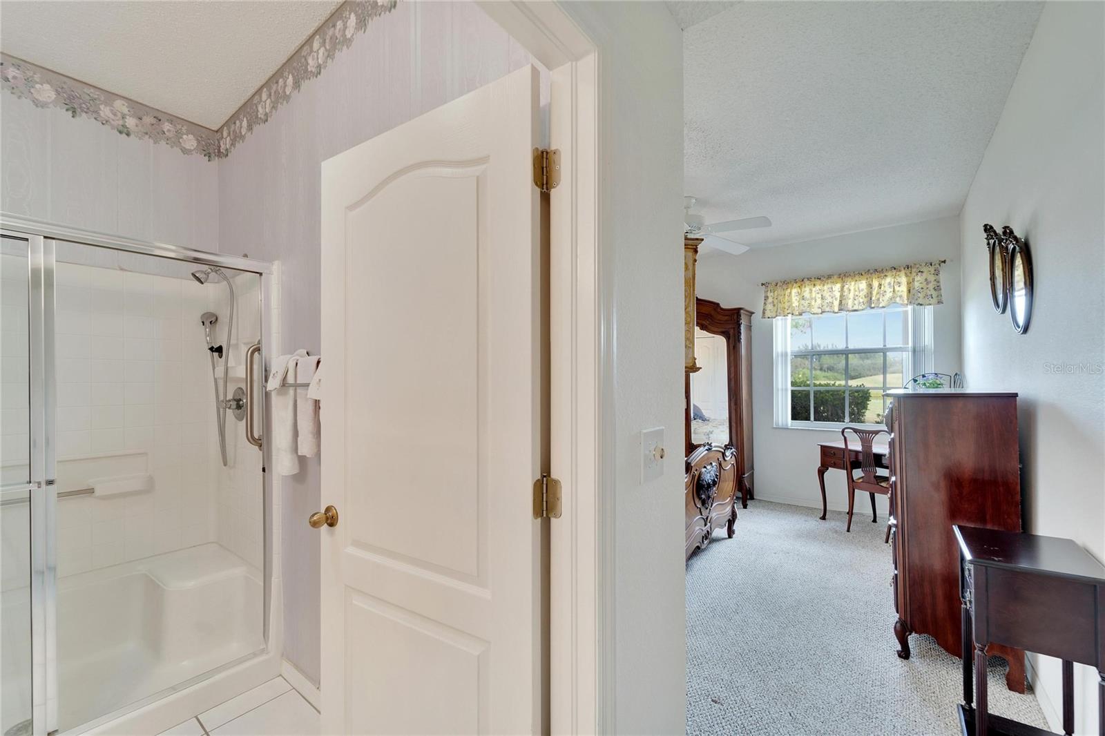 631 TREMONT GREENS LN