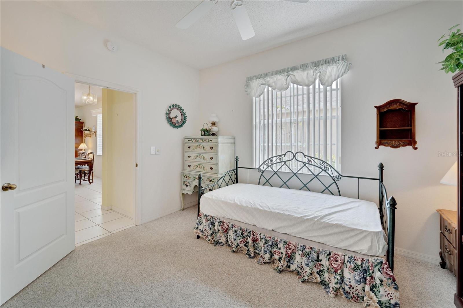 631 TREMONT GREENS LN
