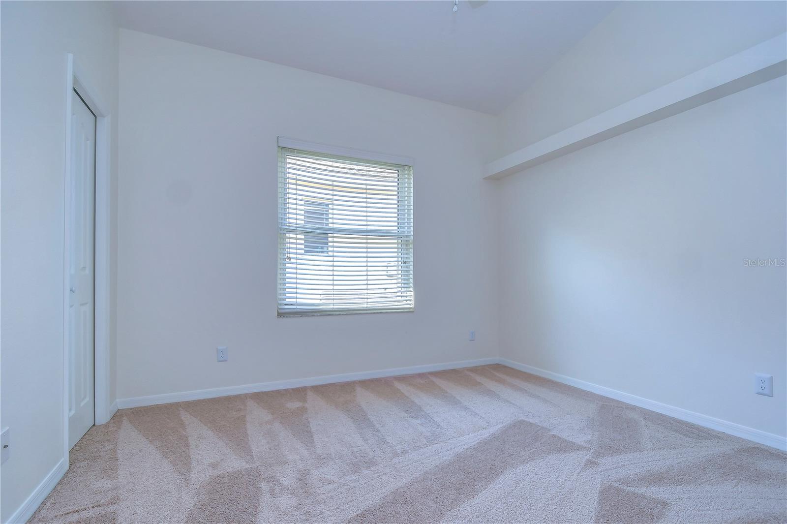 1910 W CRYSTAL MAE PATH