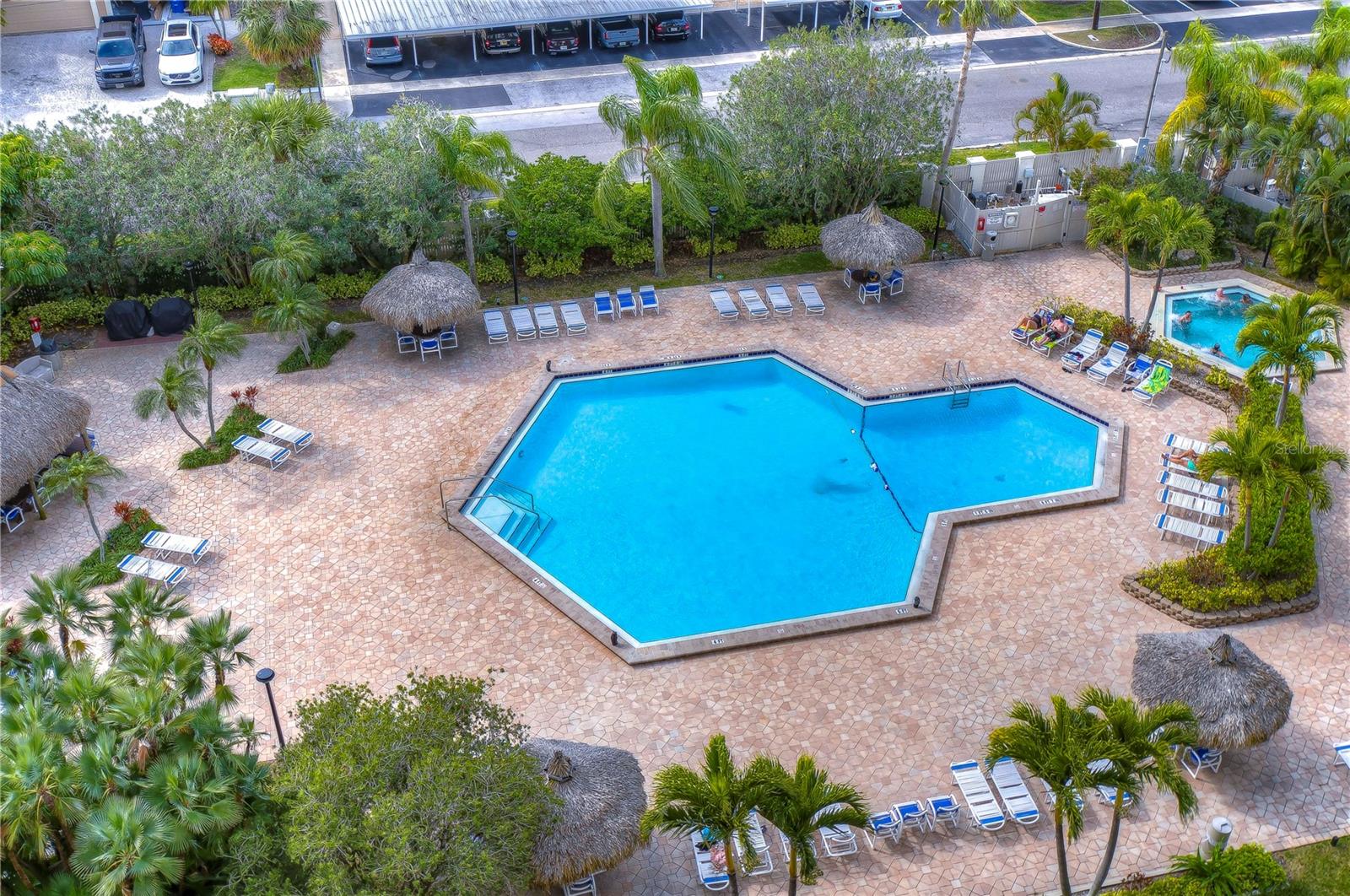400 ISLAND WAY #902