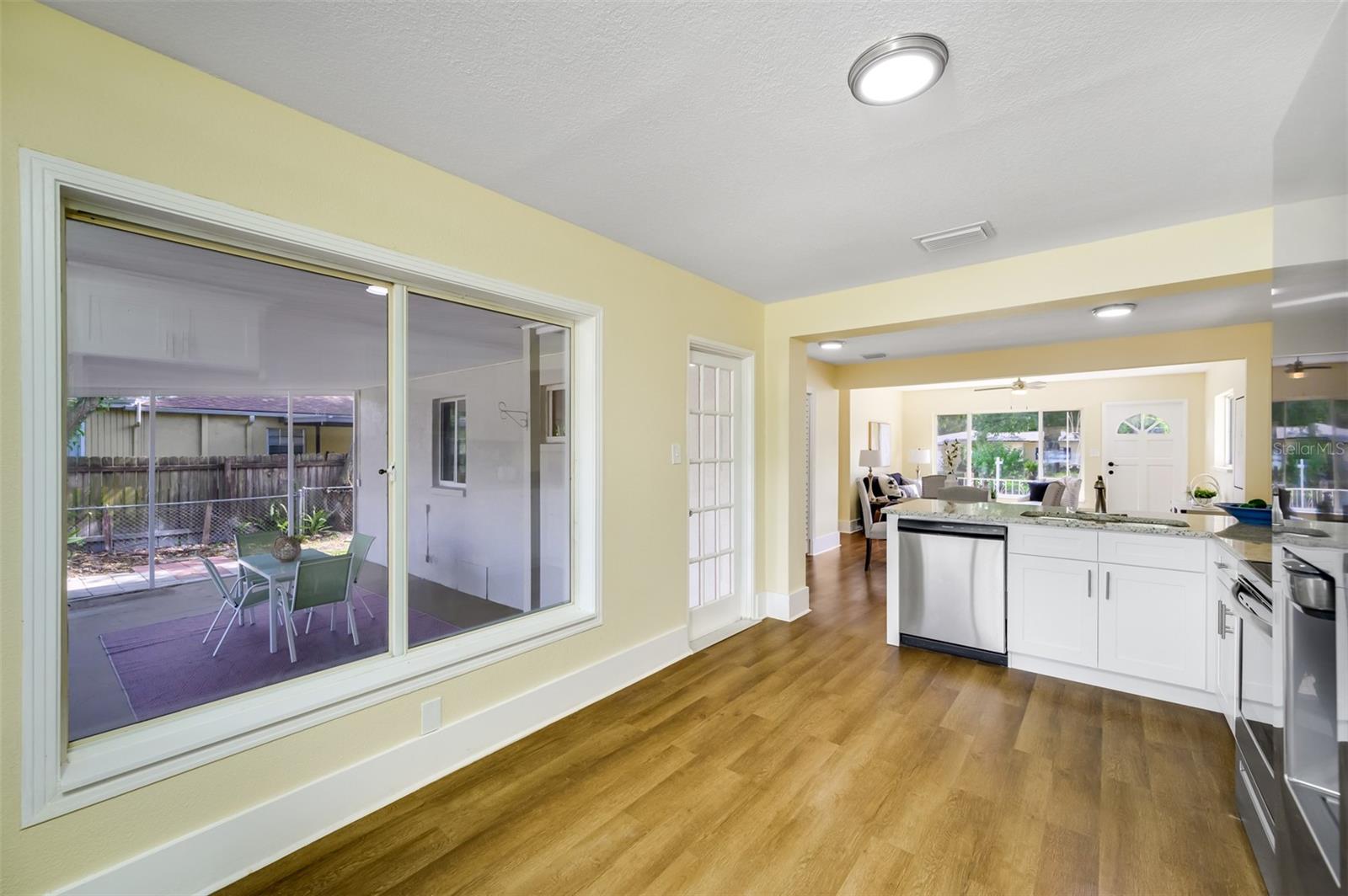12109 N EDISON AVE
