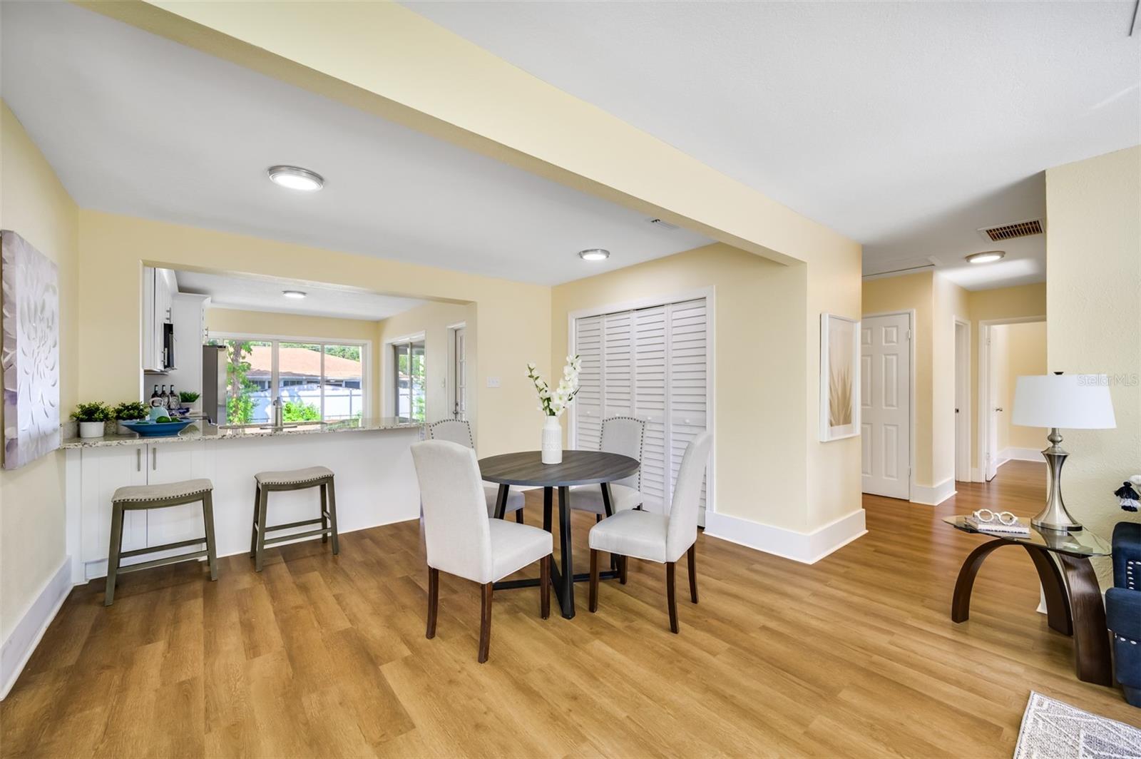 12109 N EDISON AVE