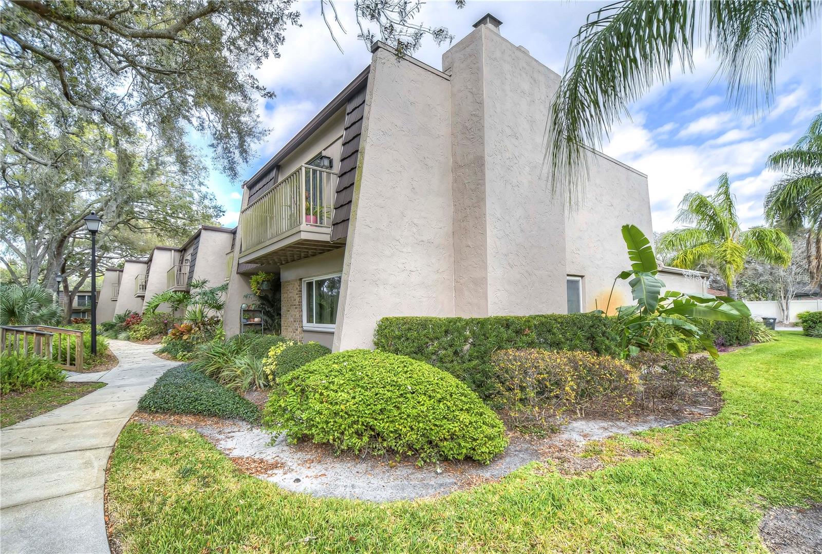 10620 CARROLLBROOK LN