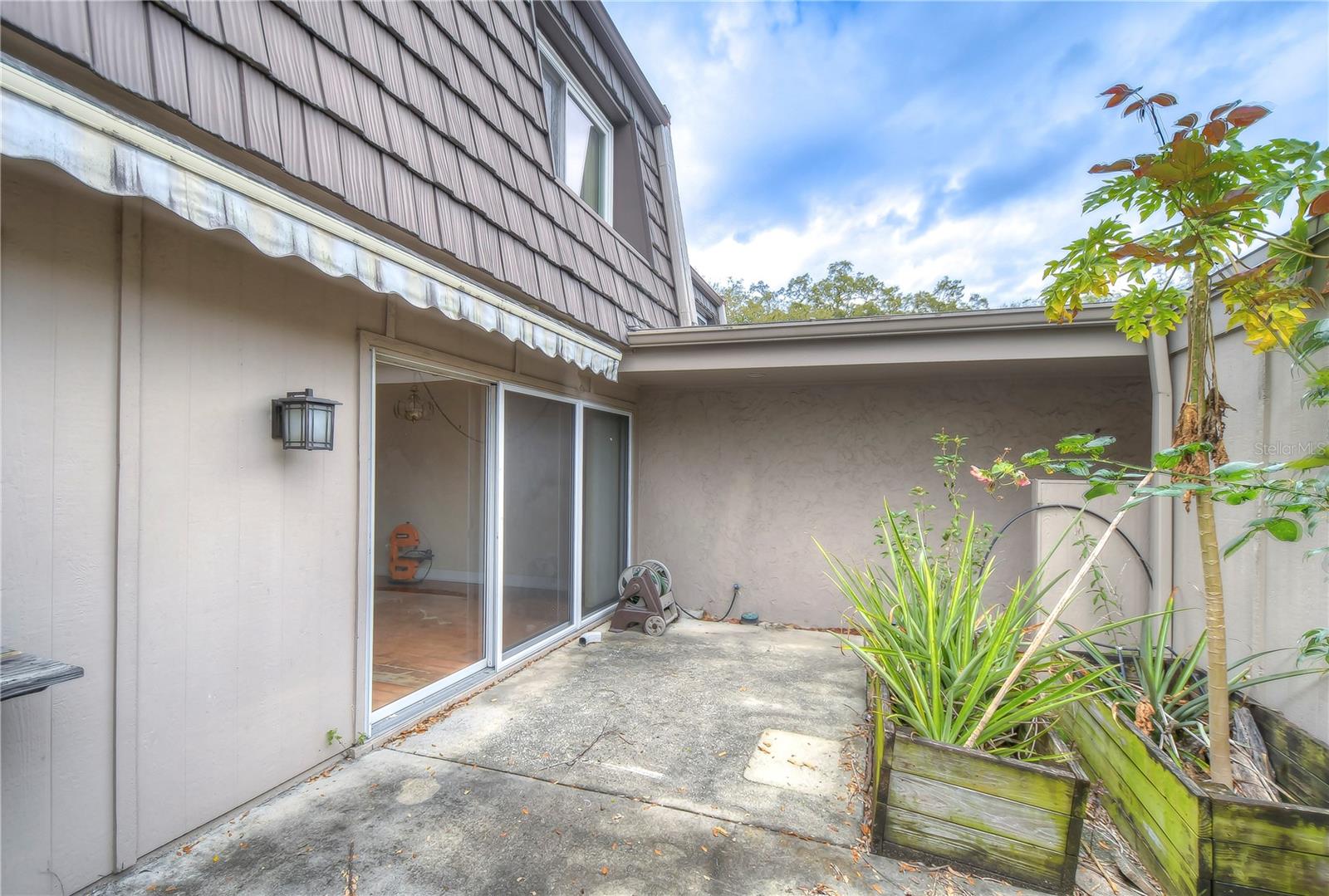 10620 CARROLLBROOK LN