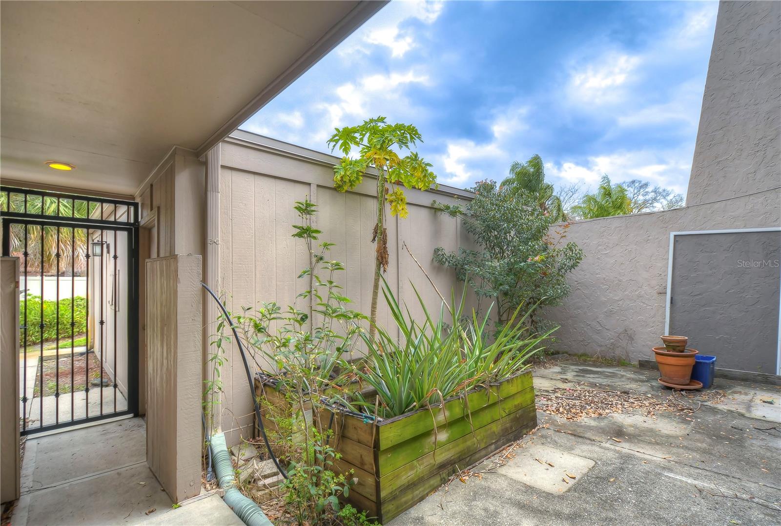 10620 CARROLLBROOK LN