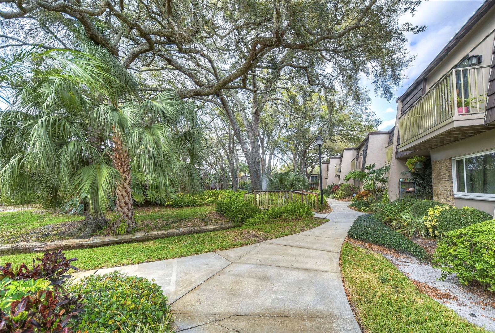 10620 CARROLLBROOK LN