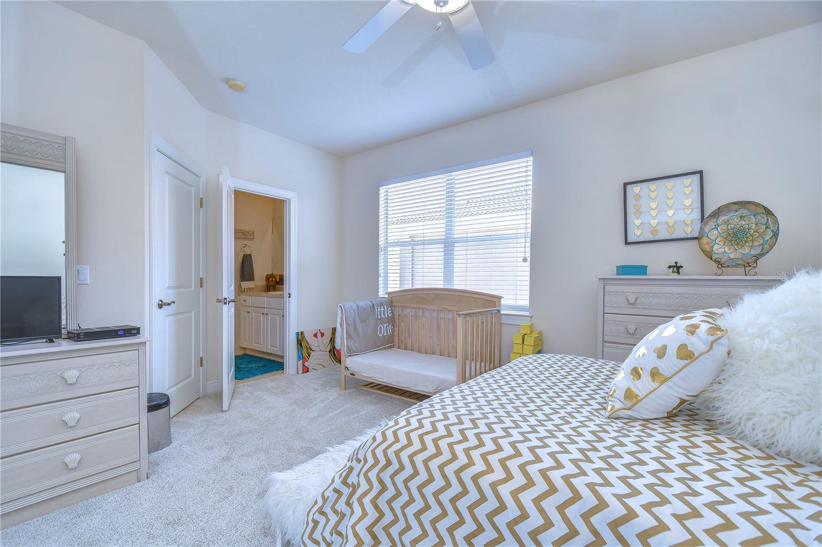 4933 ANNISTON CIR