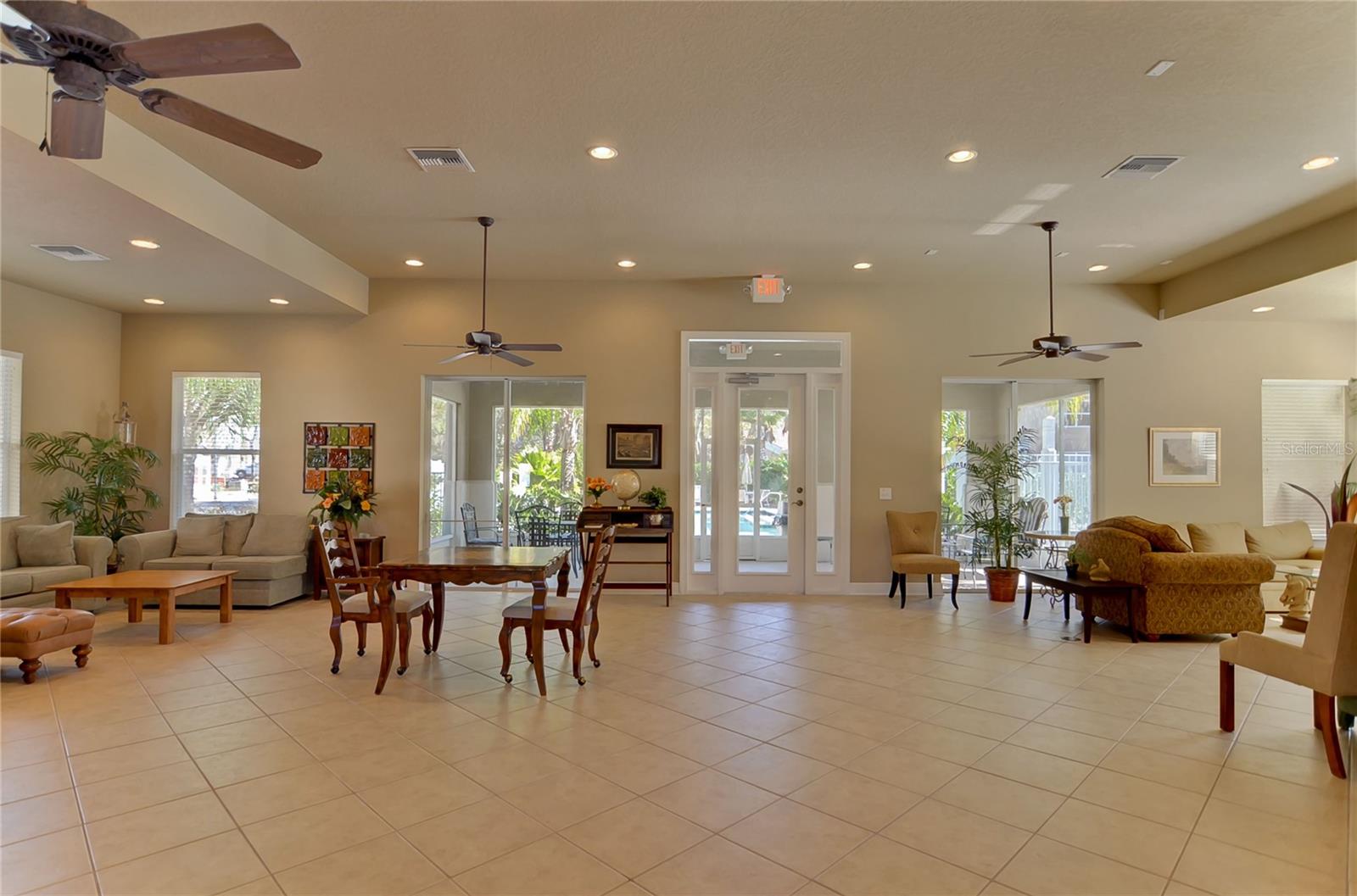 4933 ANNISTON CIR
