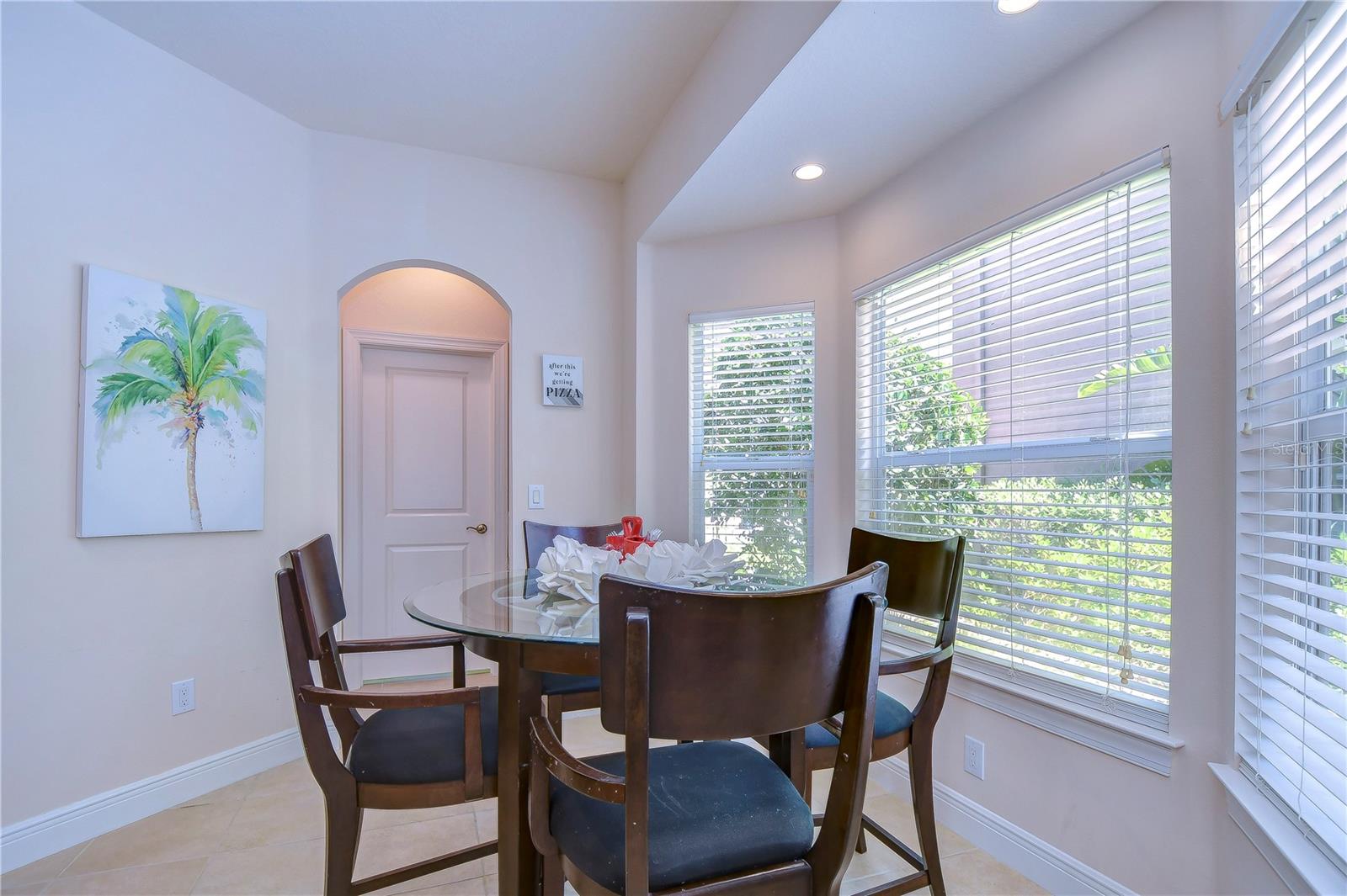 4933 ANNISTON CIR