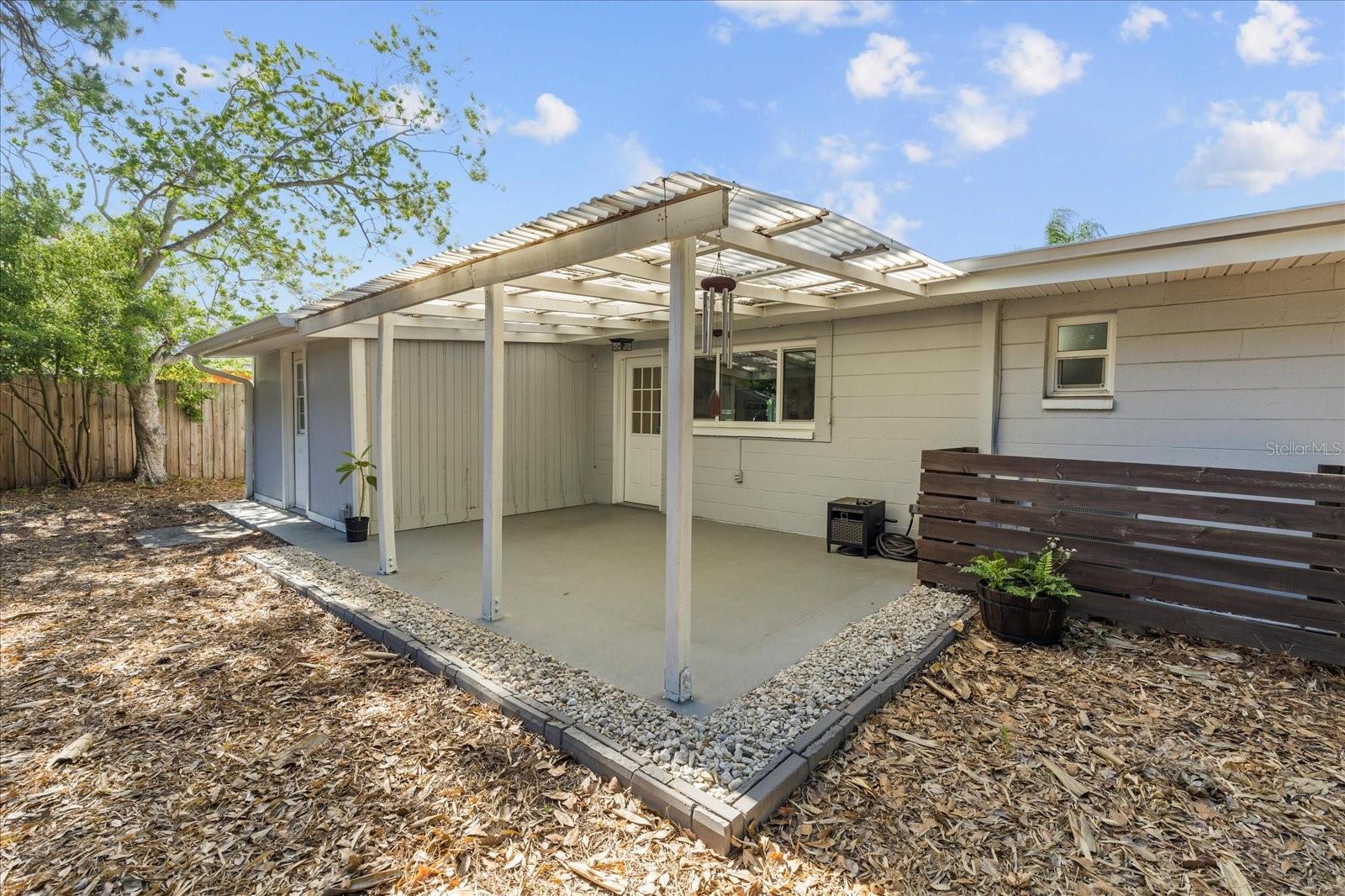 4015 W FAIRVIEW HTS