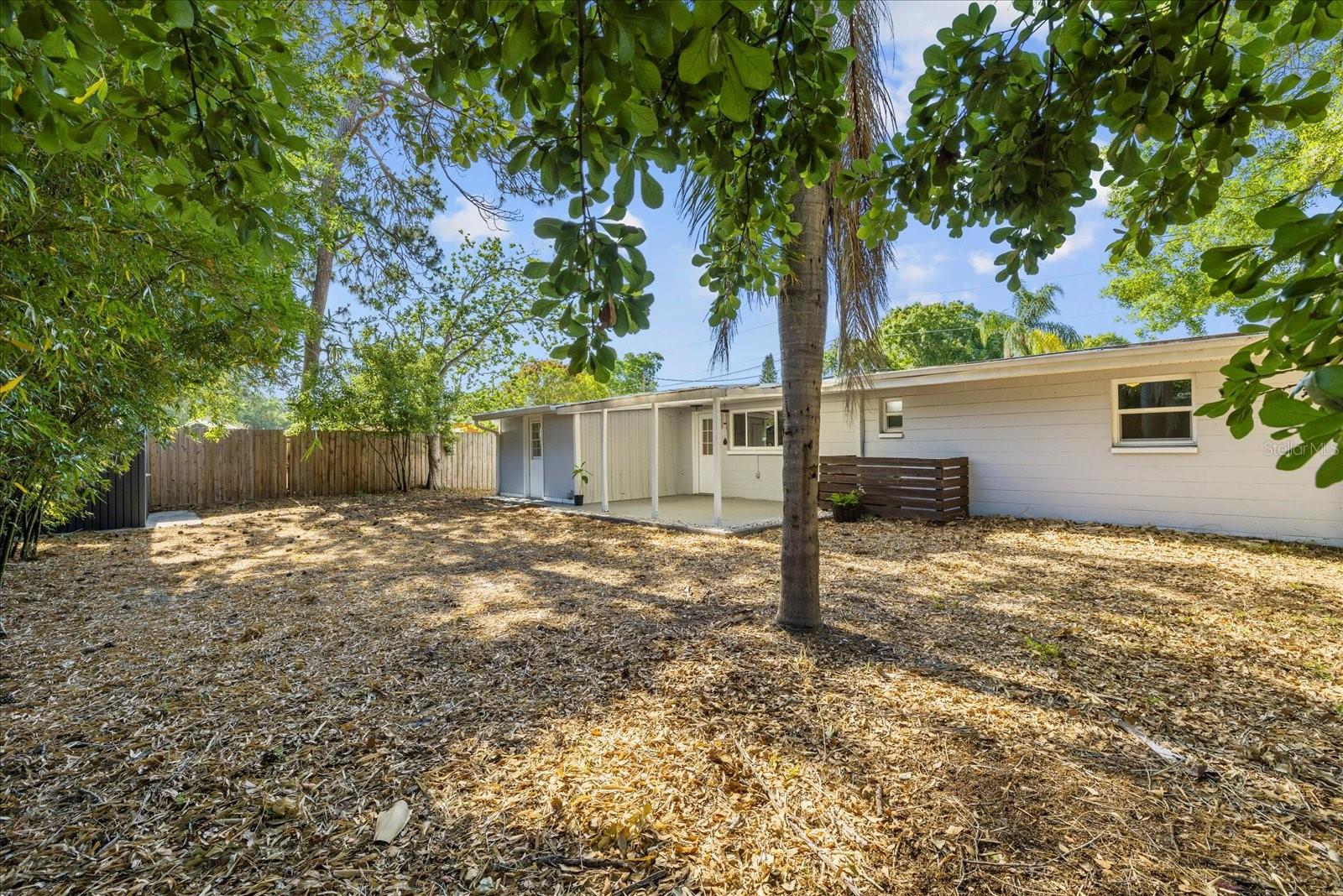 4015 W FAIRVIEW HTS