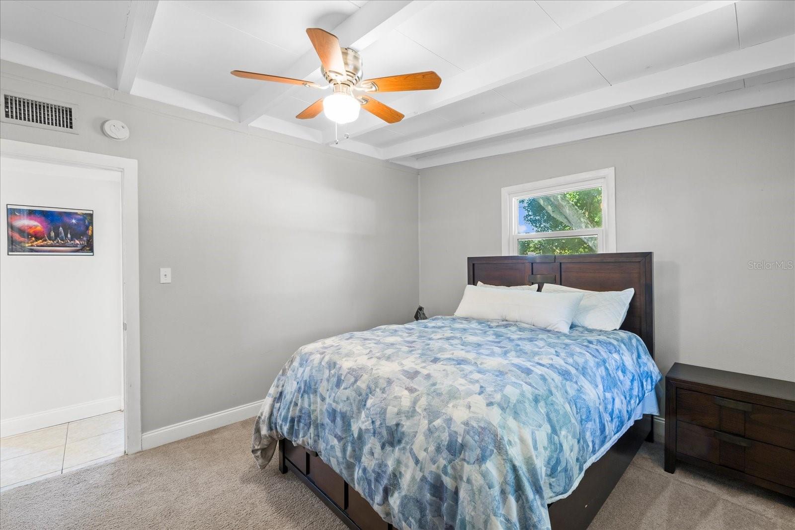 4015 W FAIRVIEW HTS