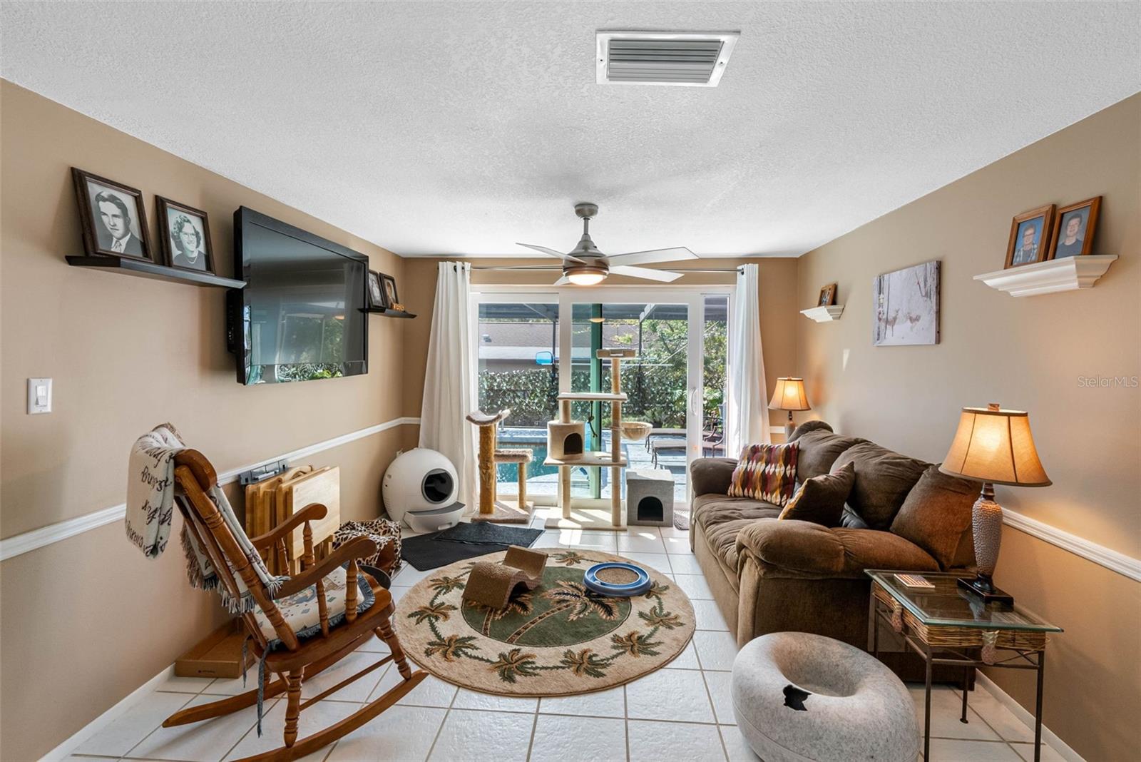 8216 MILL CREEK LN