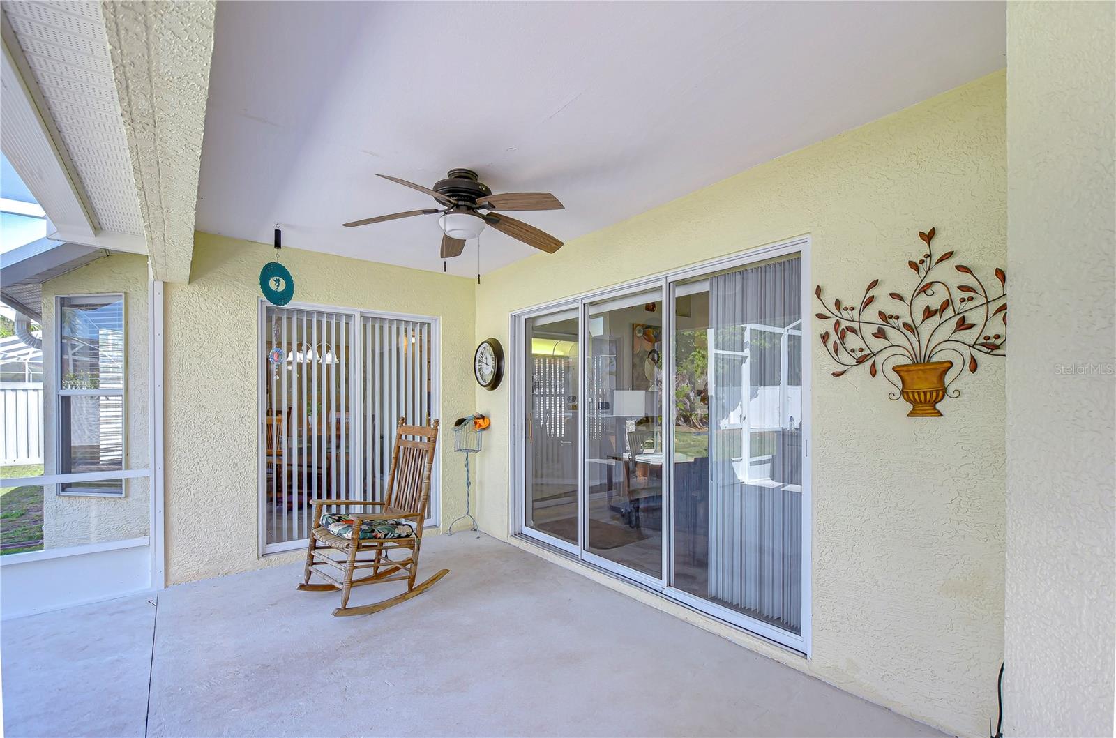 4365 LAS PALMAS AVE