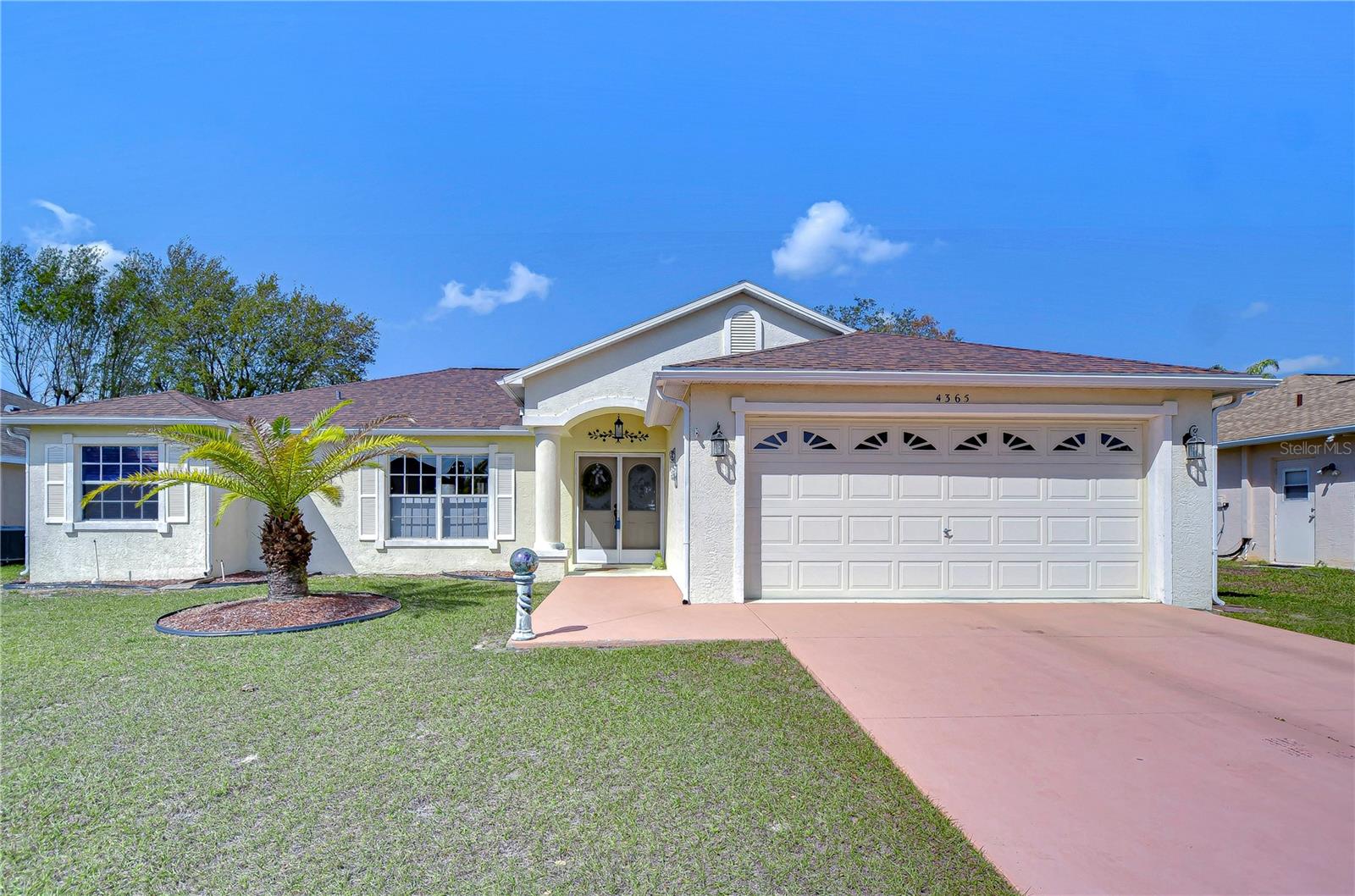 4365 LAS PALMAS AVE