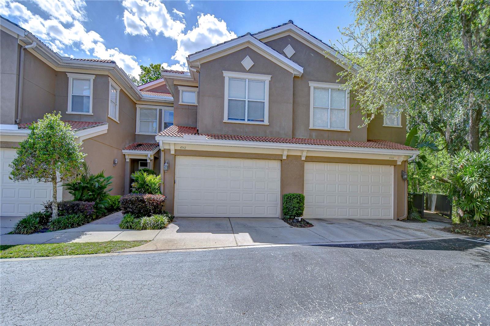 4942 ANNISTON CIR
