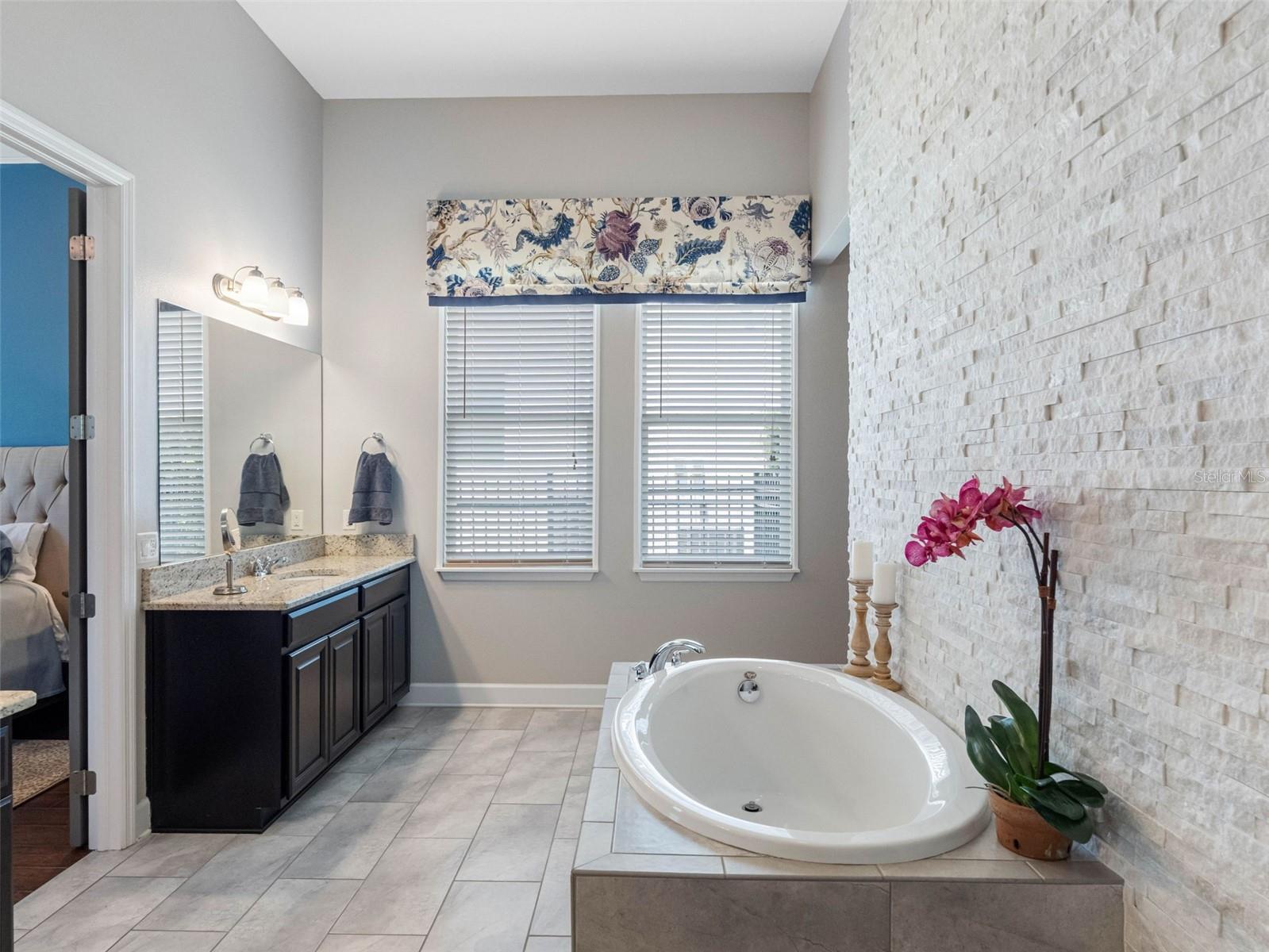 1104 ISOBEL RESERVE LN
