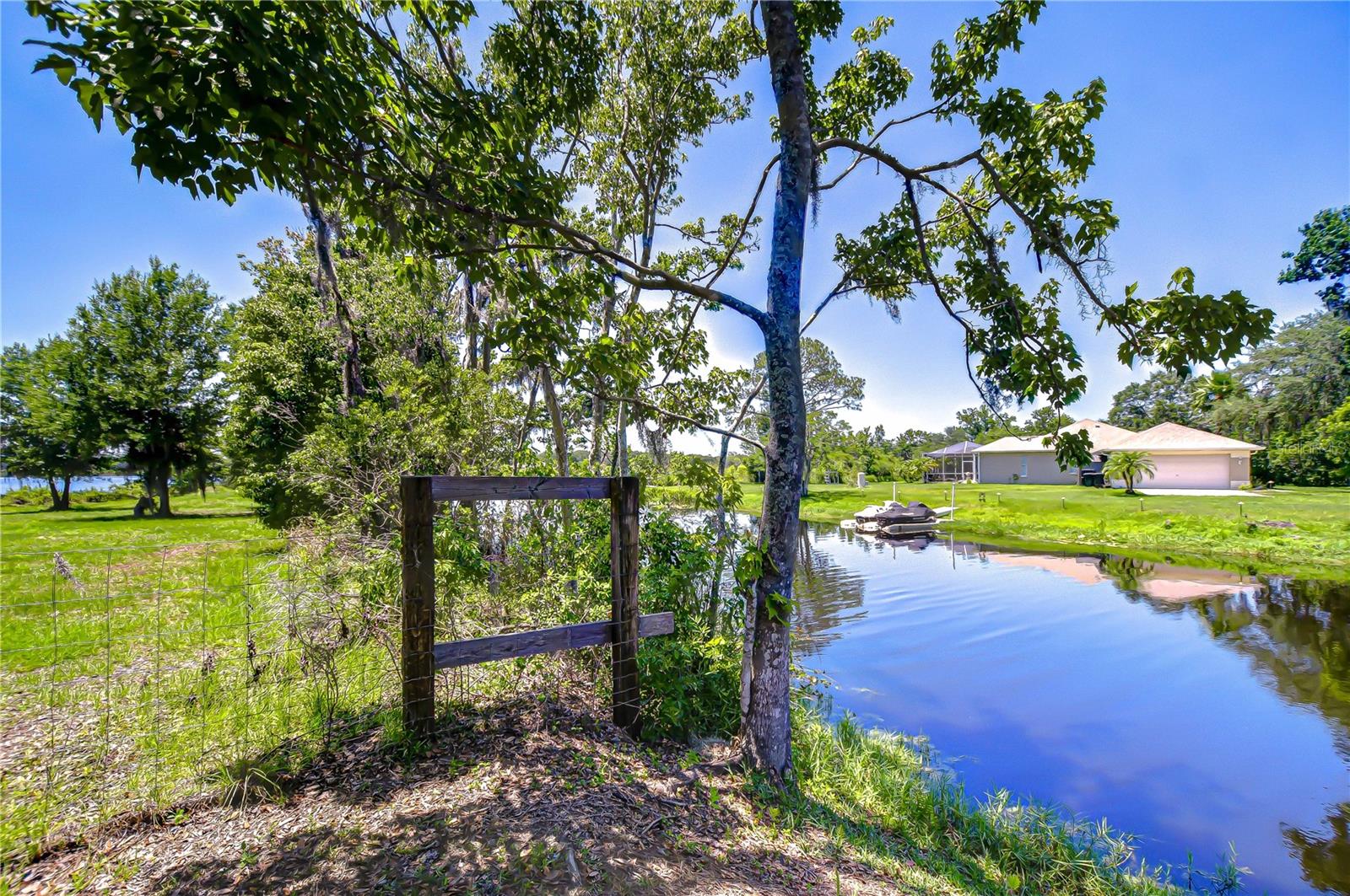 8342 FUSSELL DR