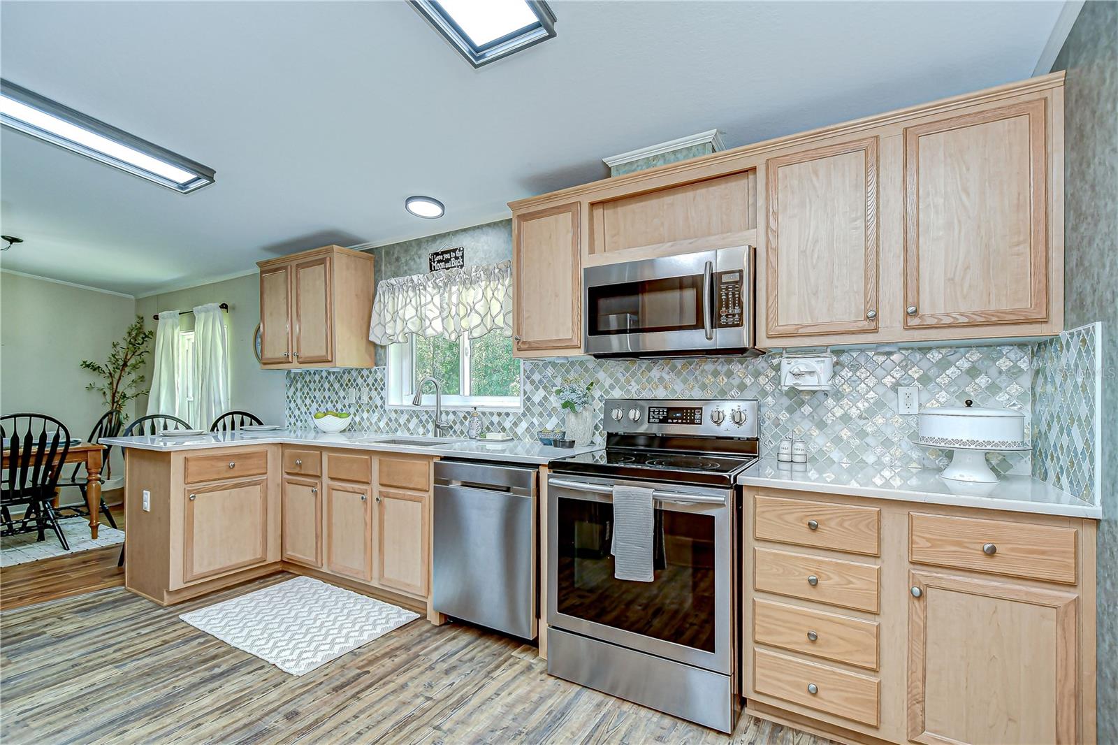 8342 FUSSELL DR