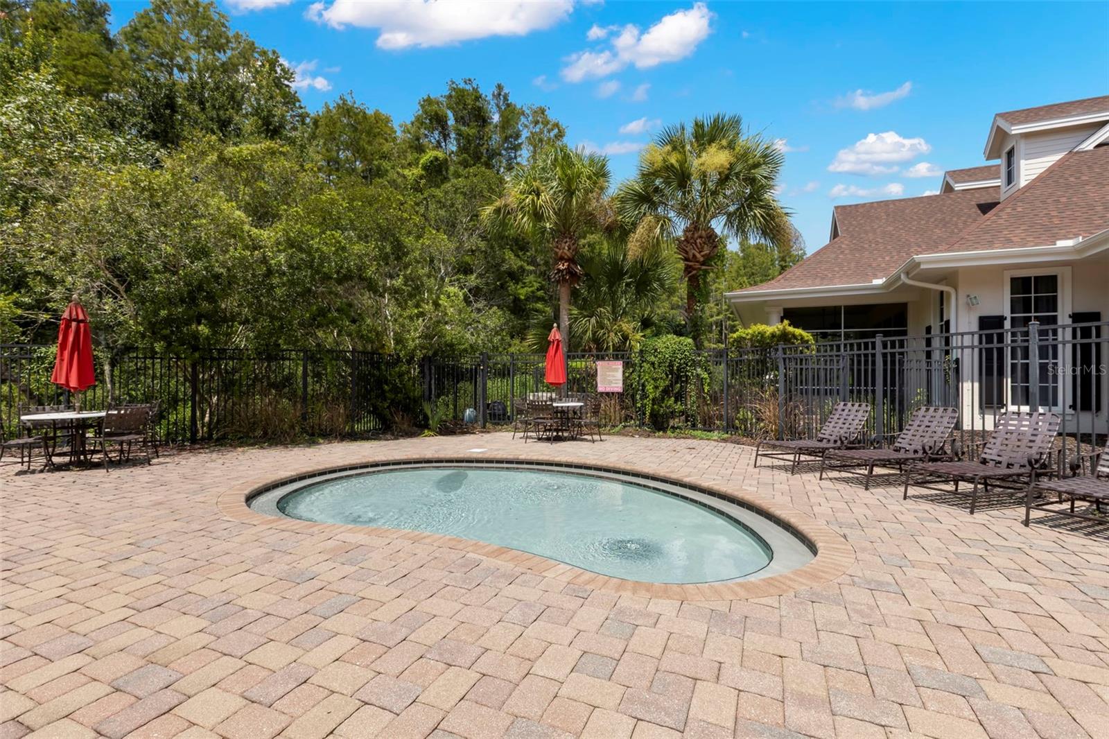 19315 FALCON CREST BLVD