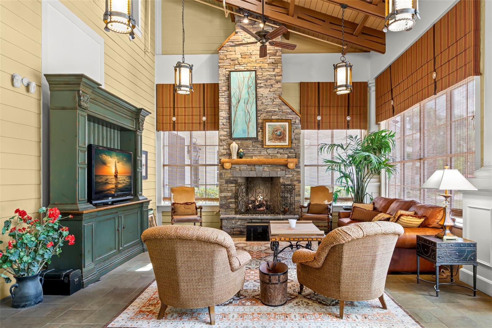 19315 FALCON CREST BLVD