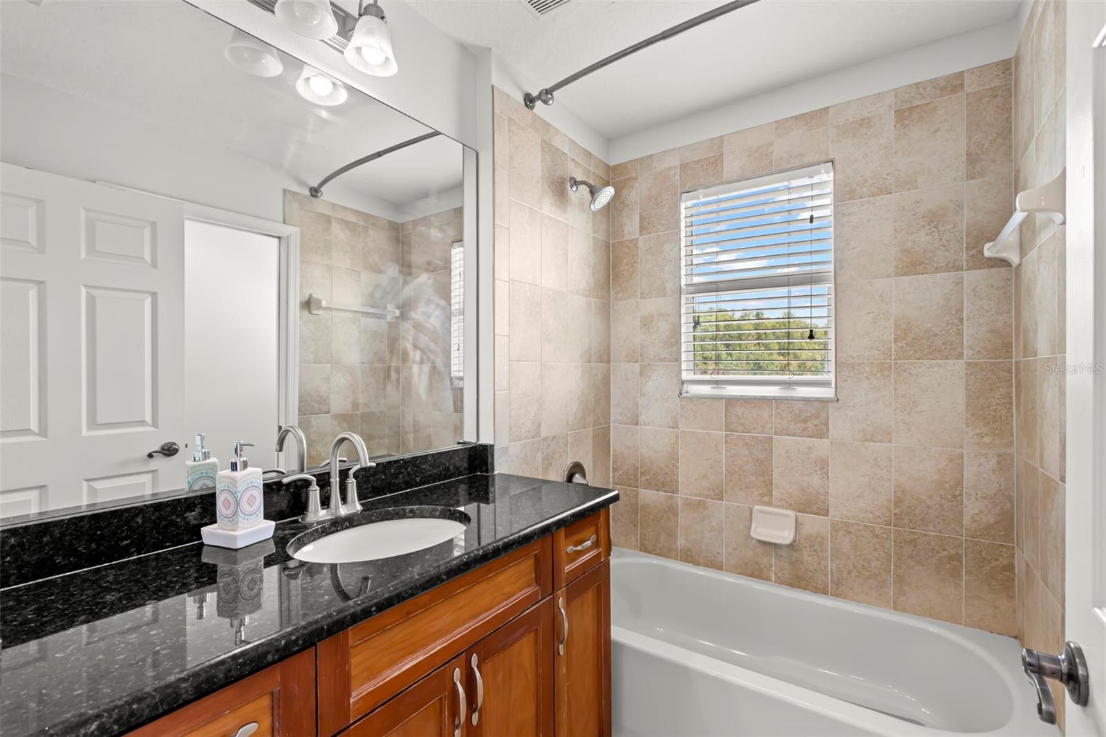 19315 FALCON CREST BLVD