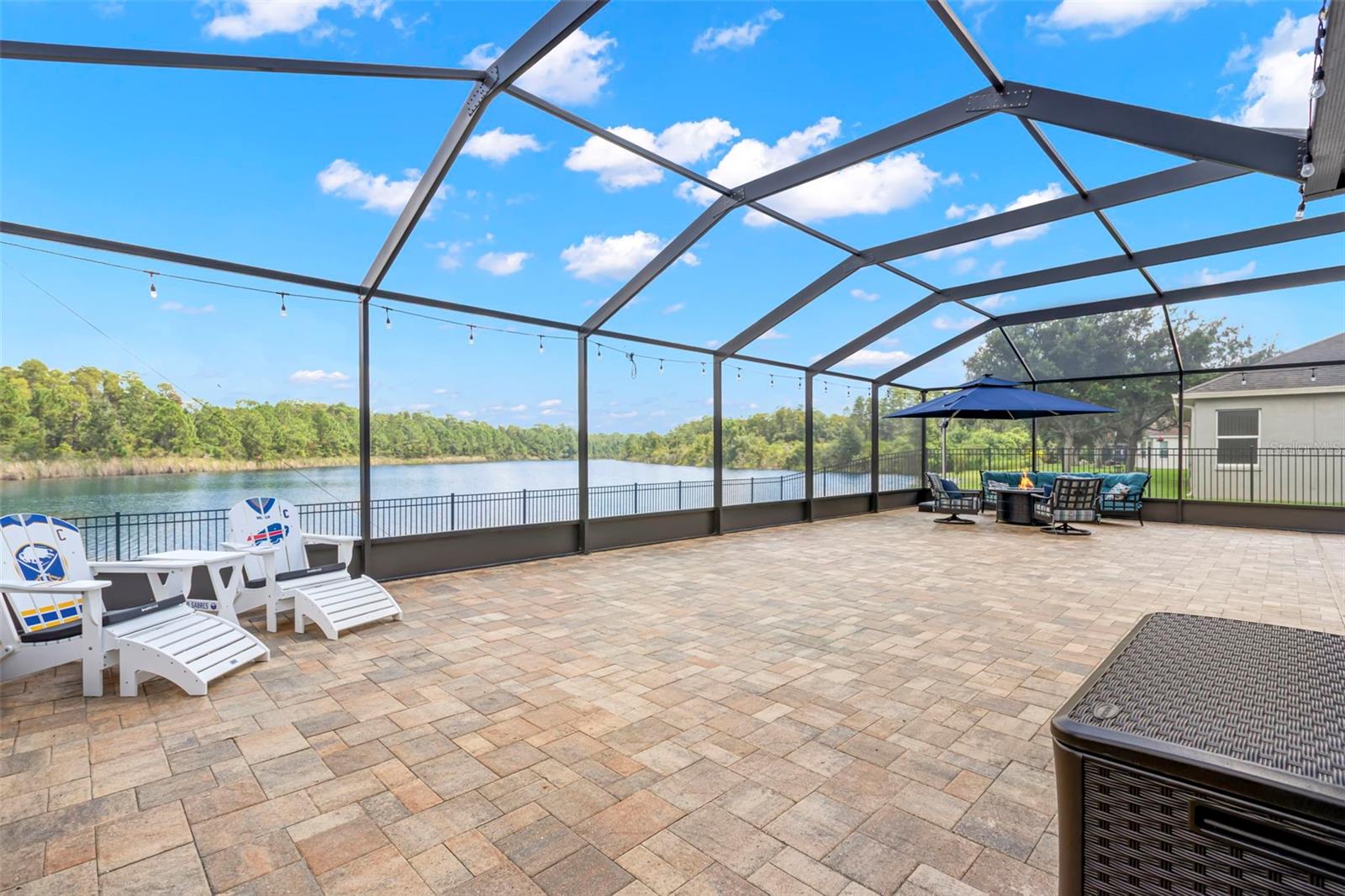 19315 FALCON CREST BLVD